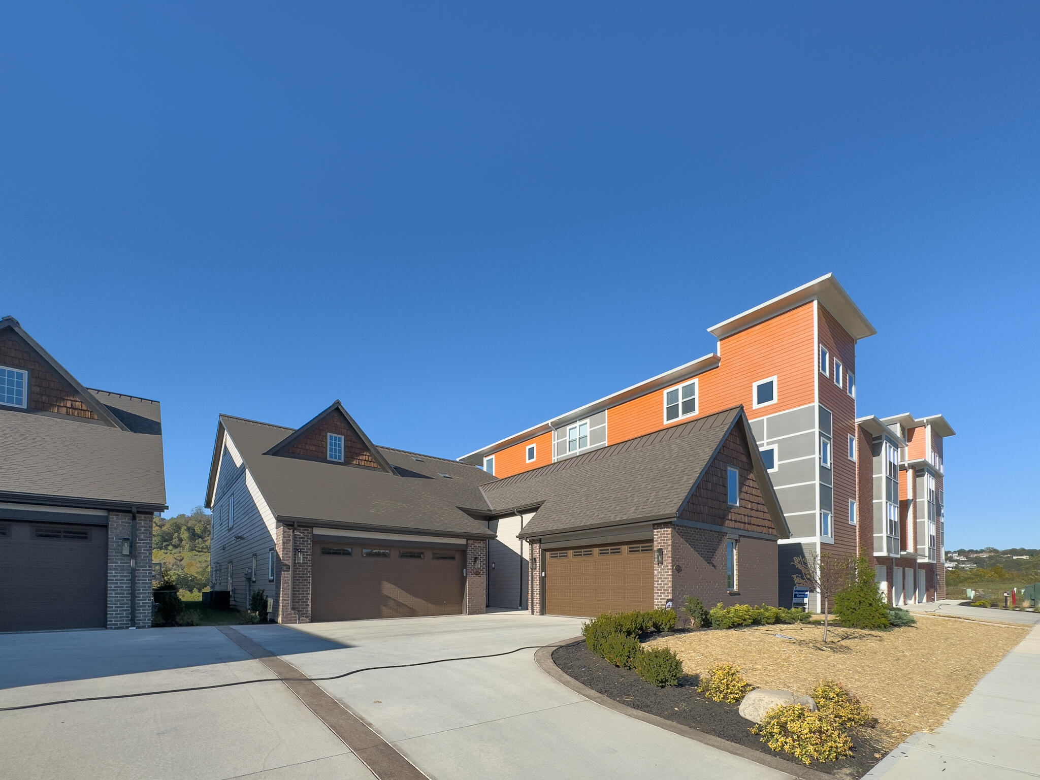 599 Manhattan Boulevard, 201 Property Photo 44