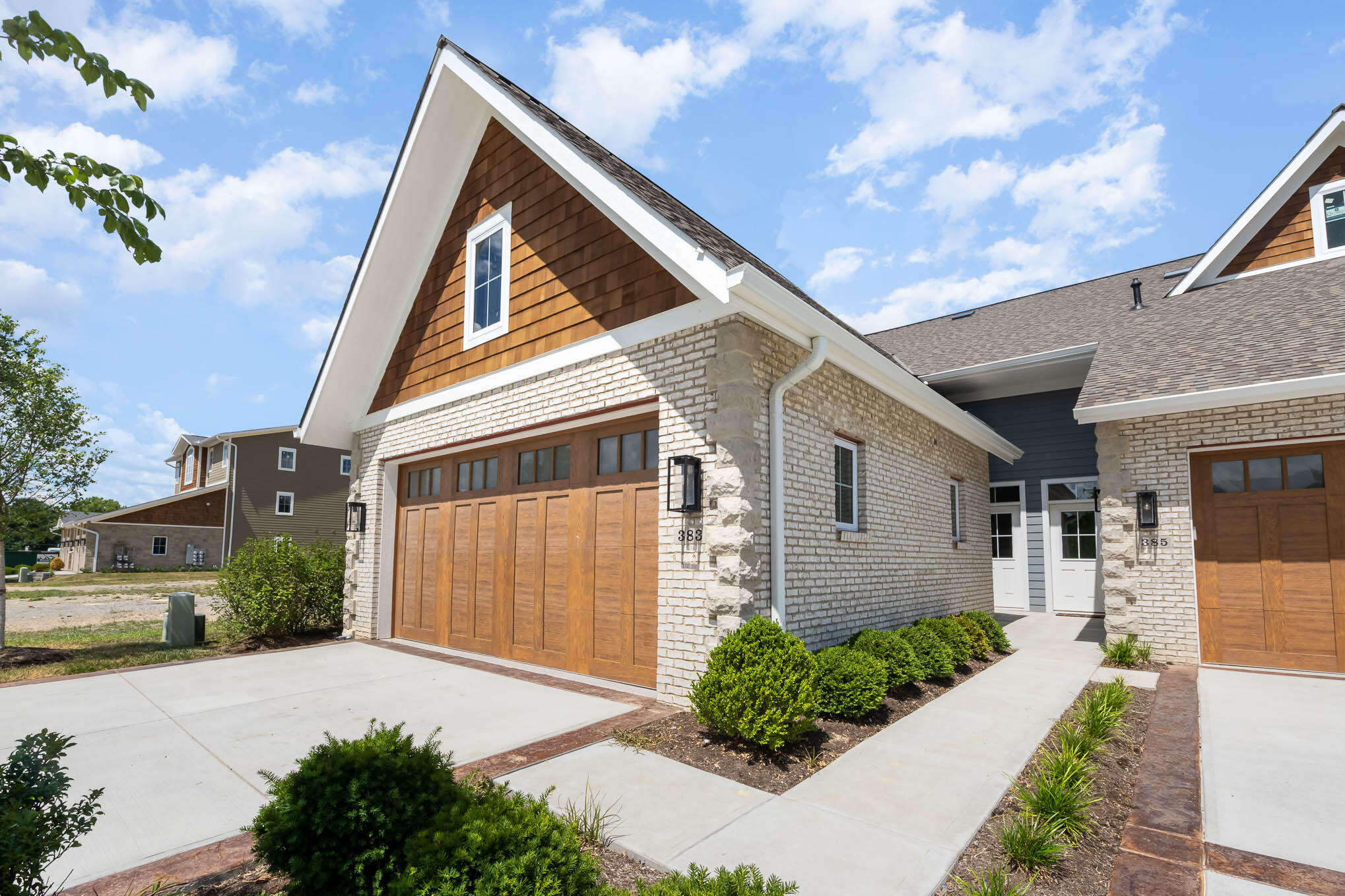 383 Manhattan Boulevard Property Photo 1