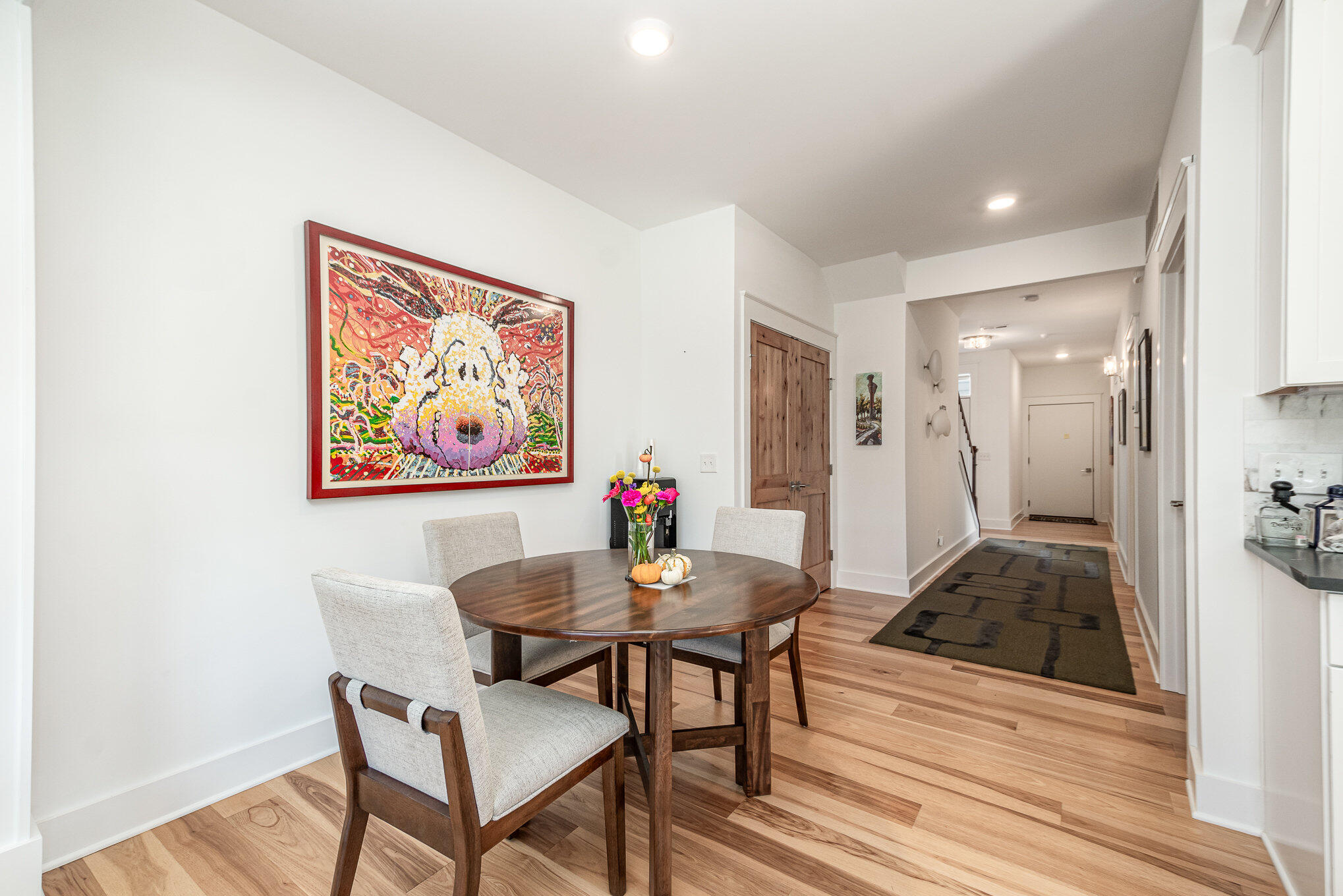 383 Manhattan Boulevard Property Photo 7