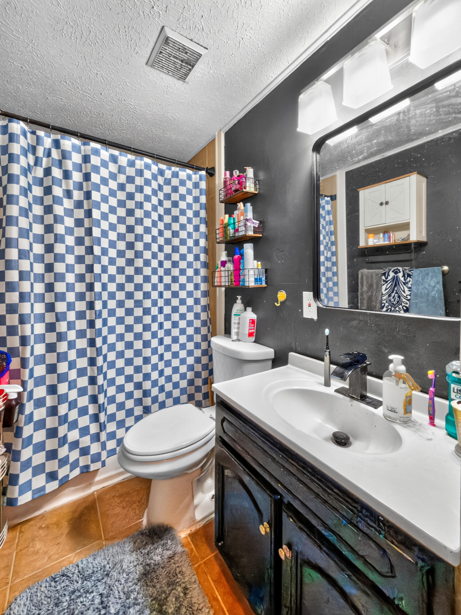 6194 Ridewood Court Property Photo 13