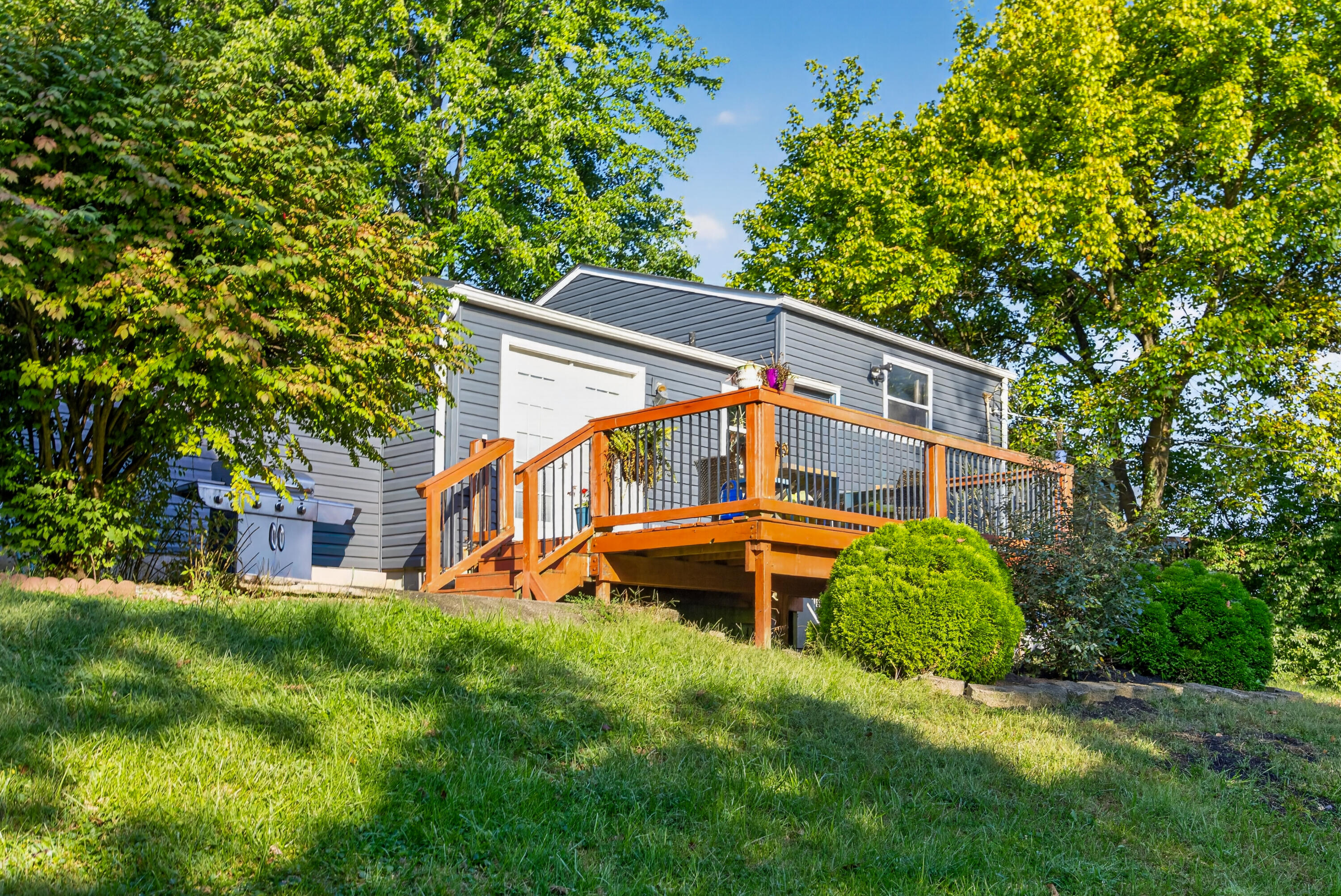 6194 Ridewood Court Property Photo 24
