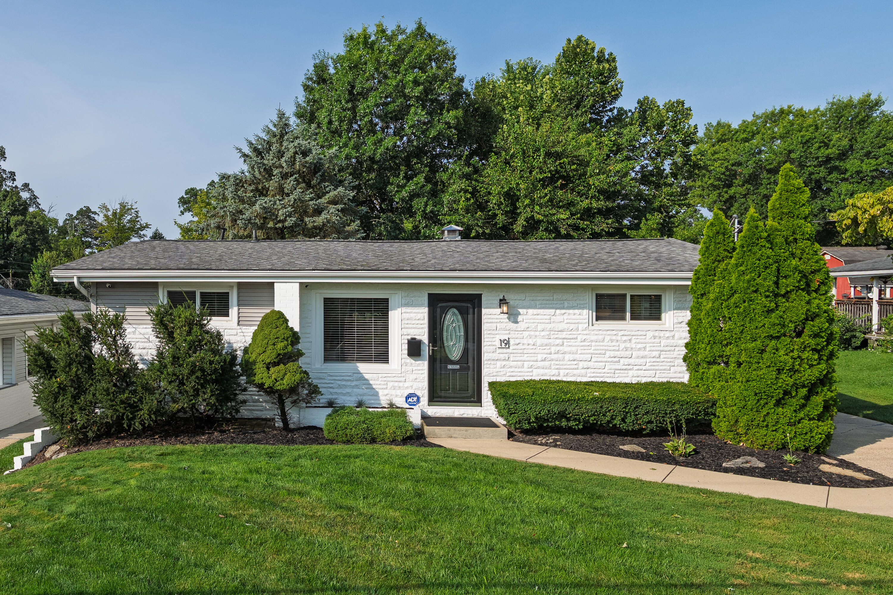 19 Grand Avenue Property Photo 1