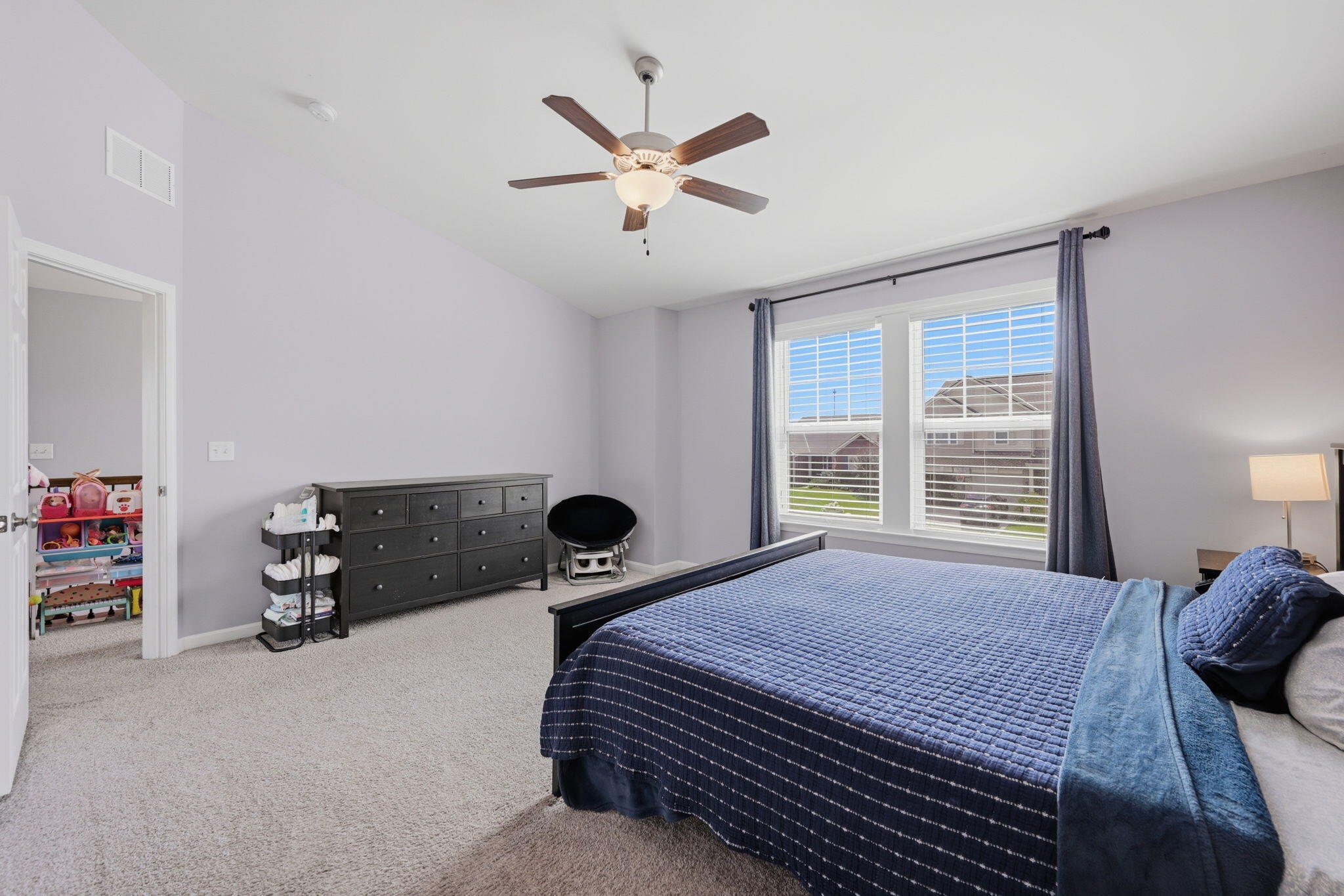 2708 Perth Court Property Photo 16