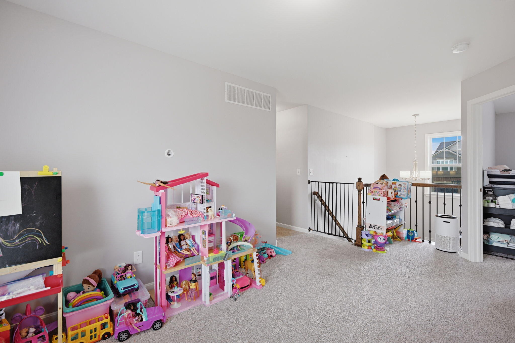 2708 Perth Court Property Photo 23