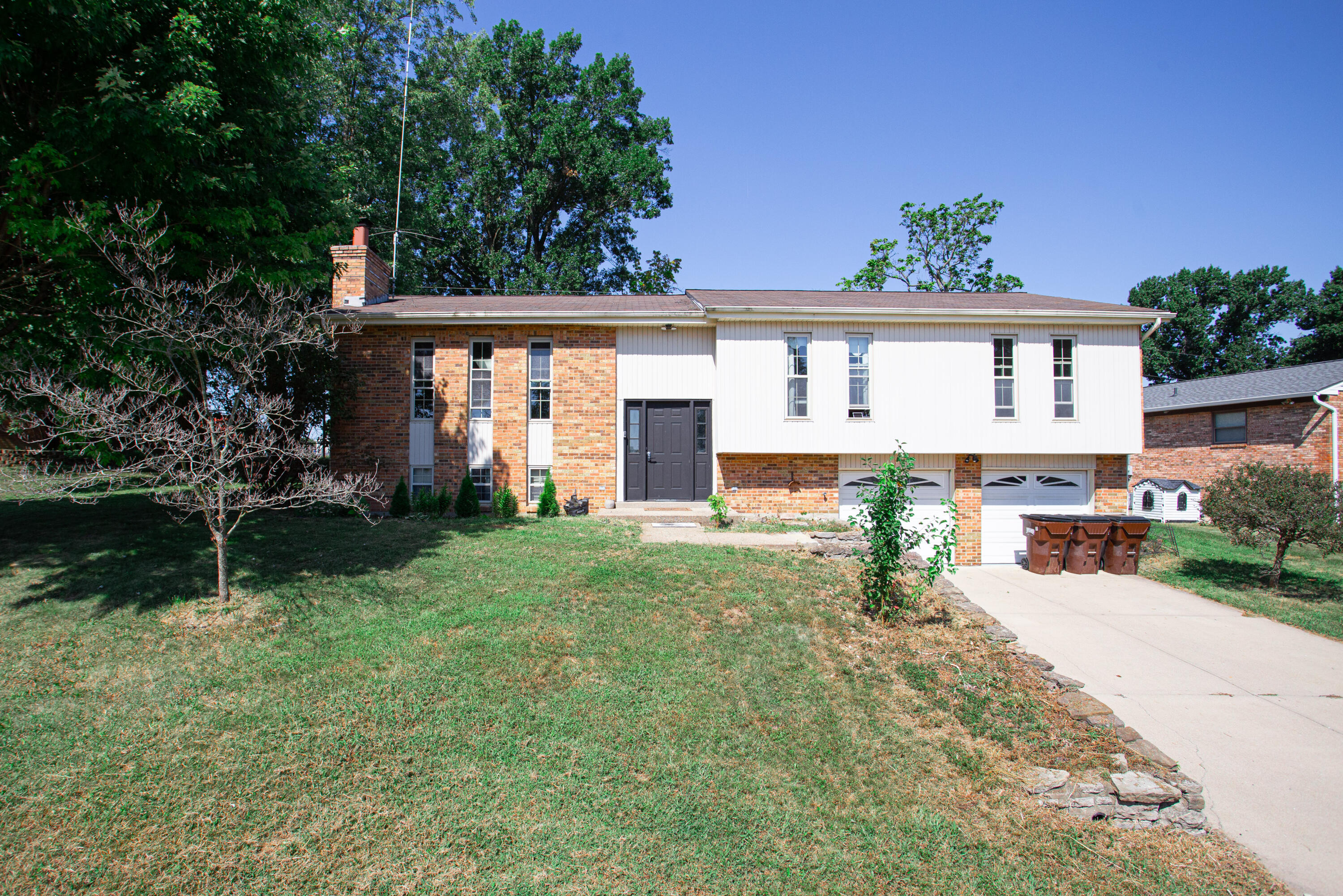 1062 Wedgewood Drive Property Photo 1