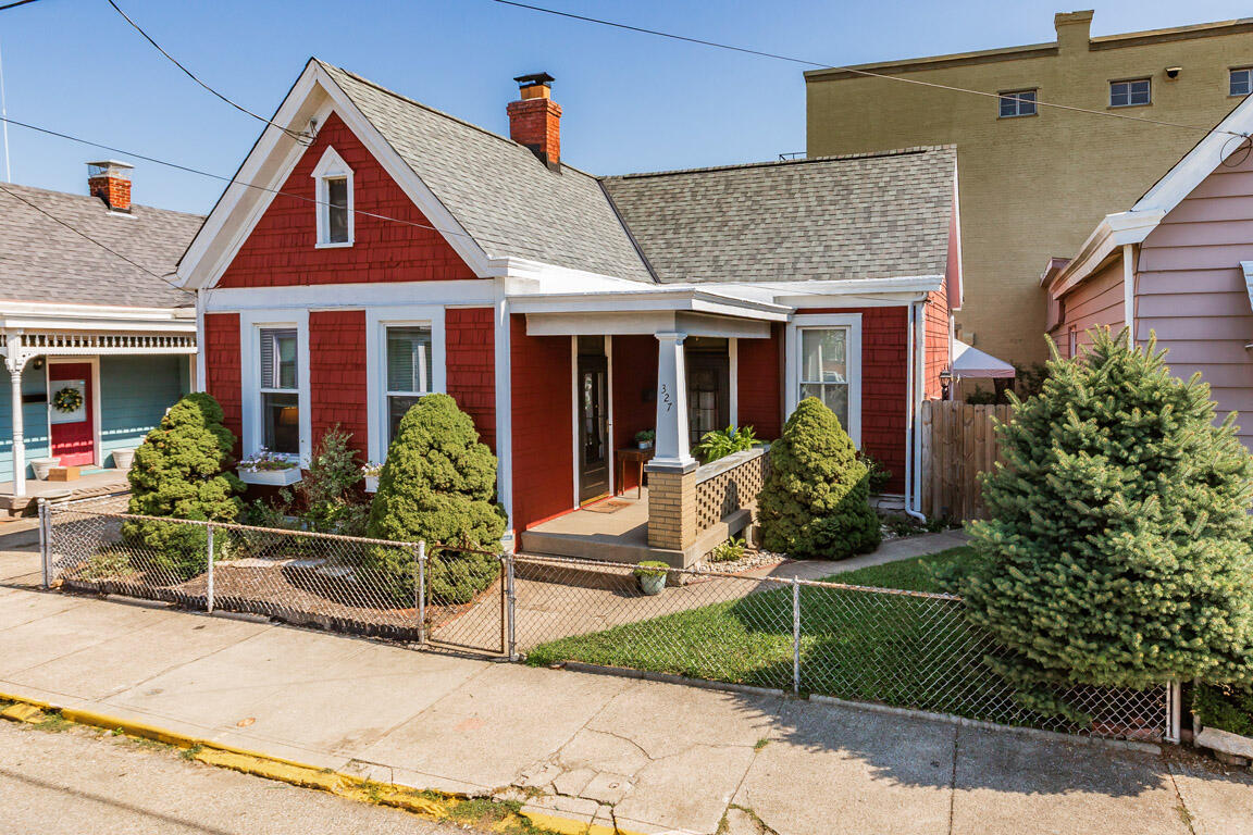 327 Lafayette Avenue Property Photo 1