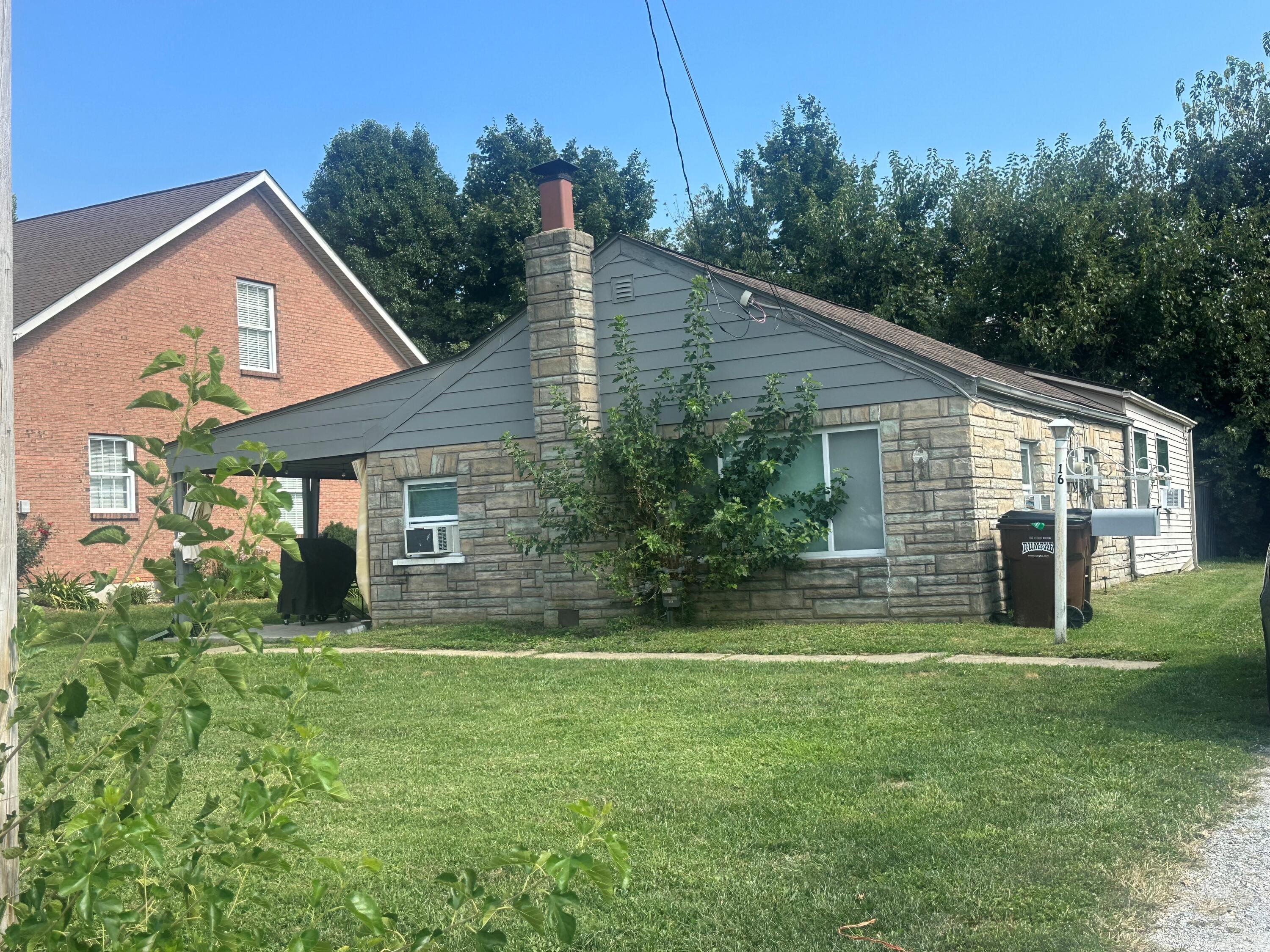 16 Roger Lane Property Photo 1