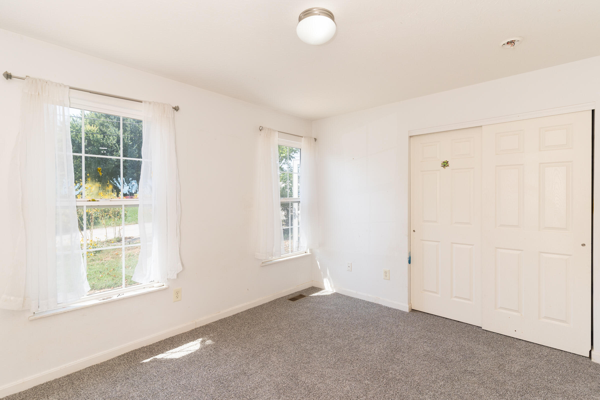 82 High Street Property Photo 10