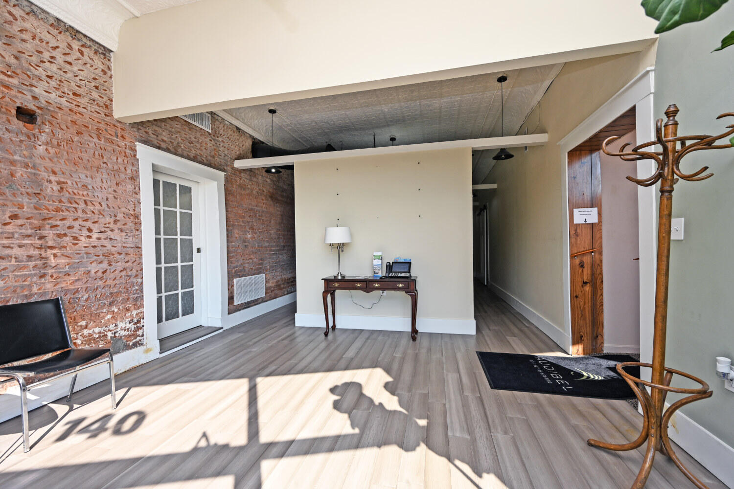 138 W Pike Street Property Photo 8