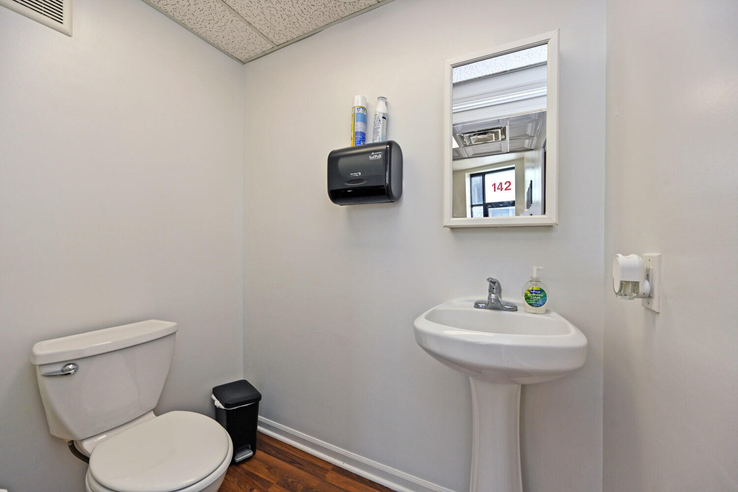 138 W Pike Street Property Photo 11