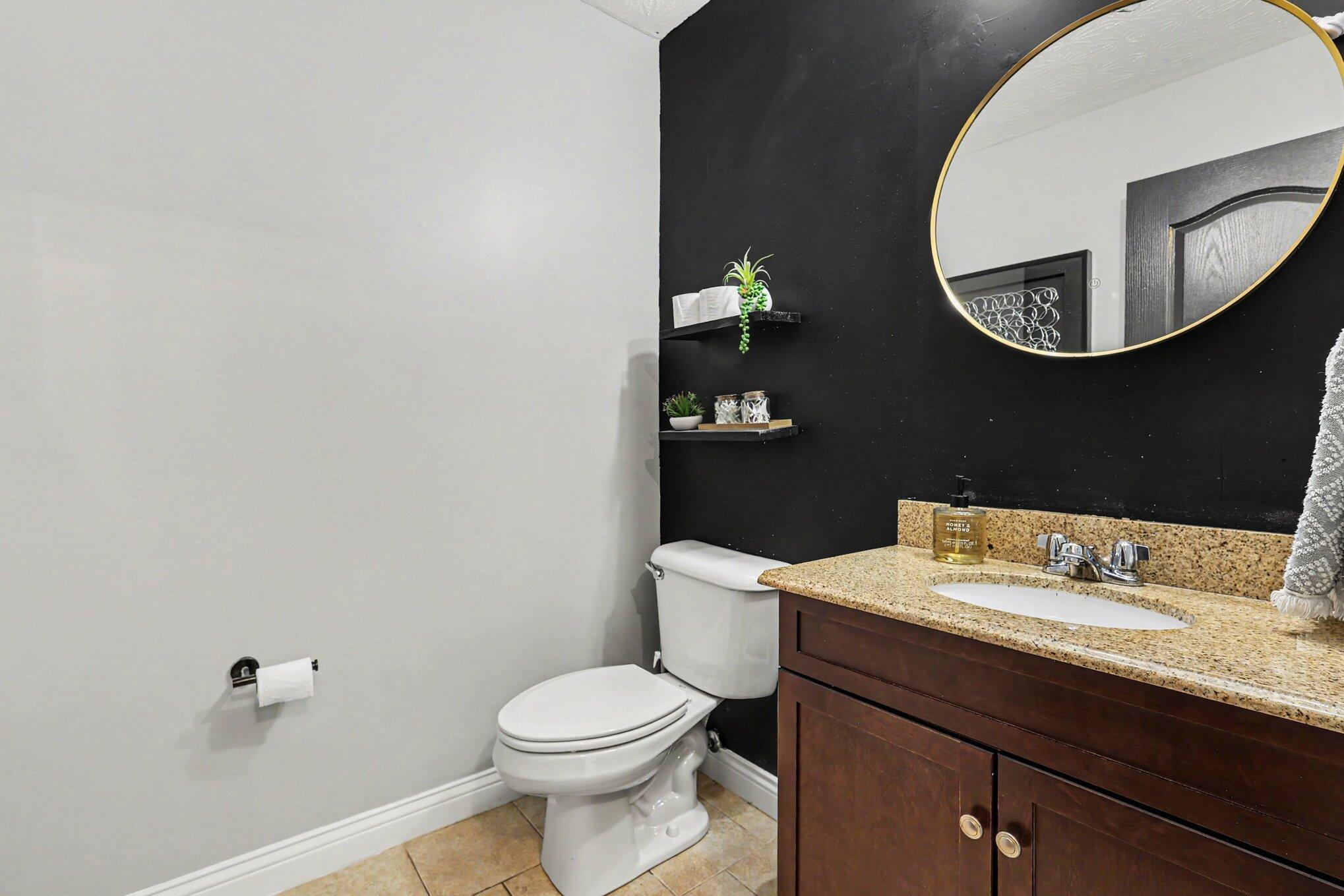 294 La Salle Court Property Photo 13