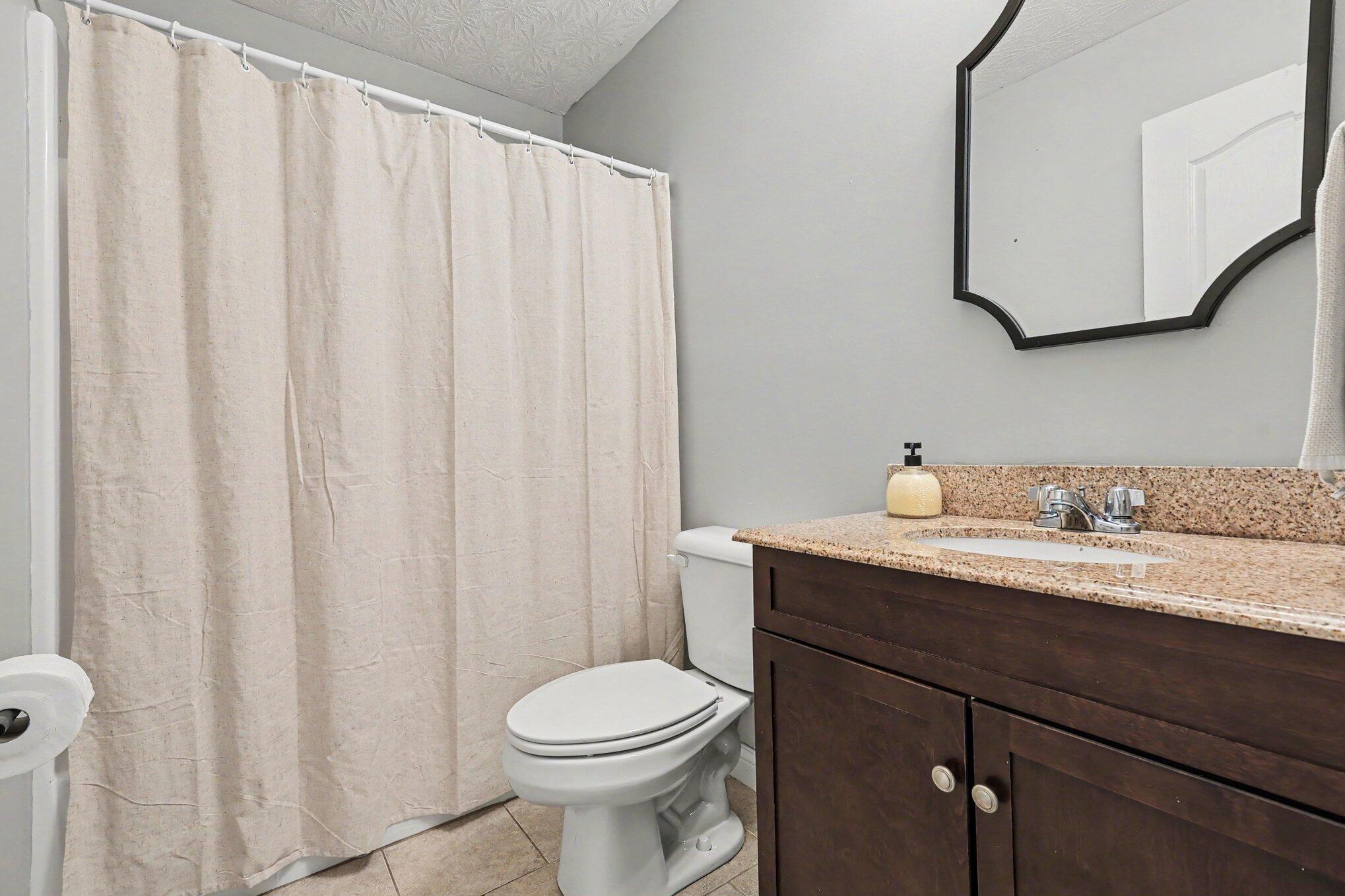 294 La Salle Court Property Photo 20