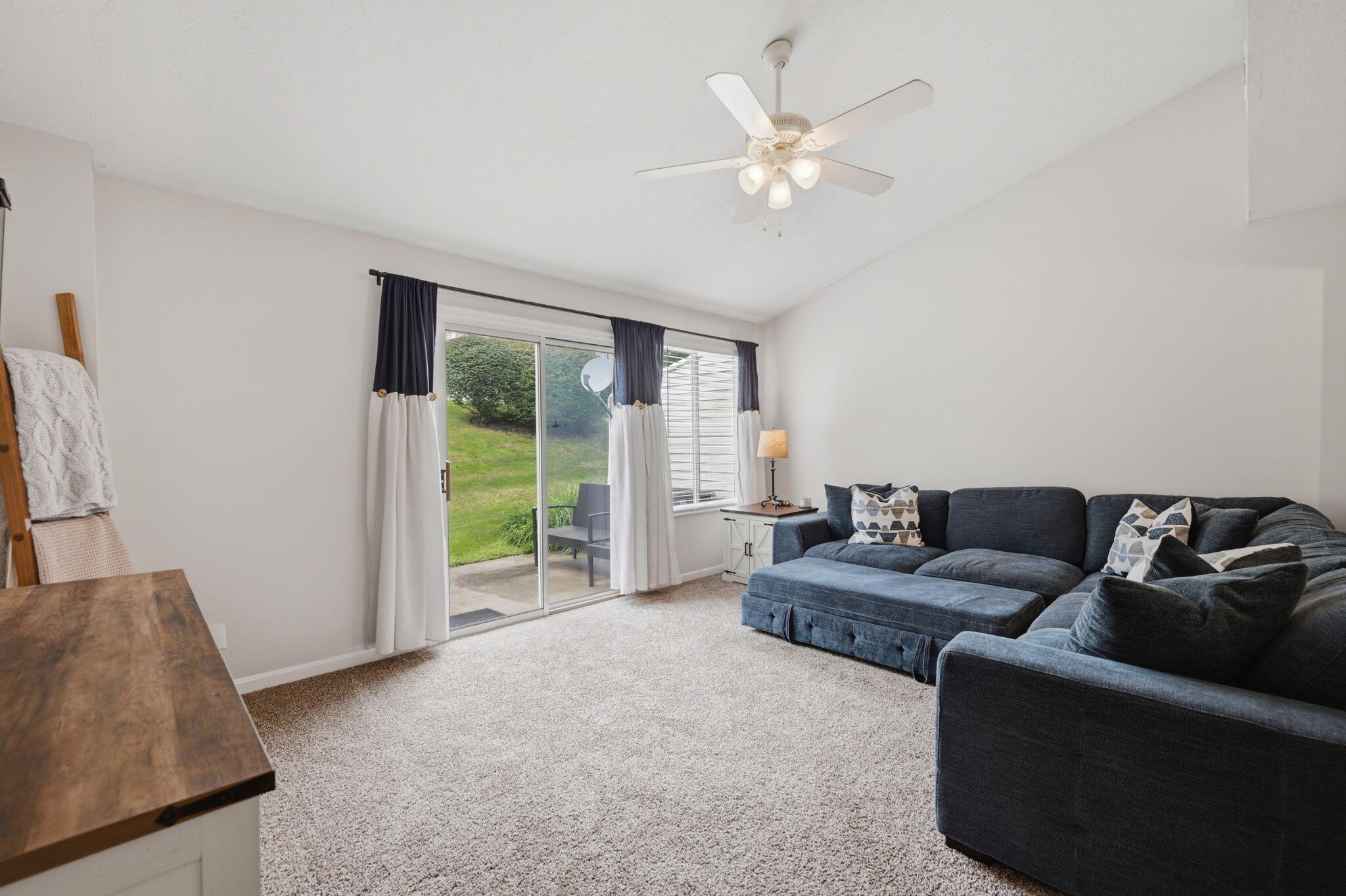 4 Springside Drive Property Photo 4