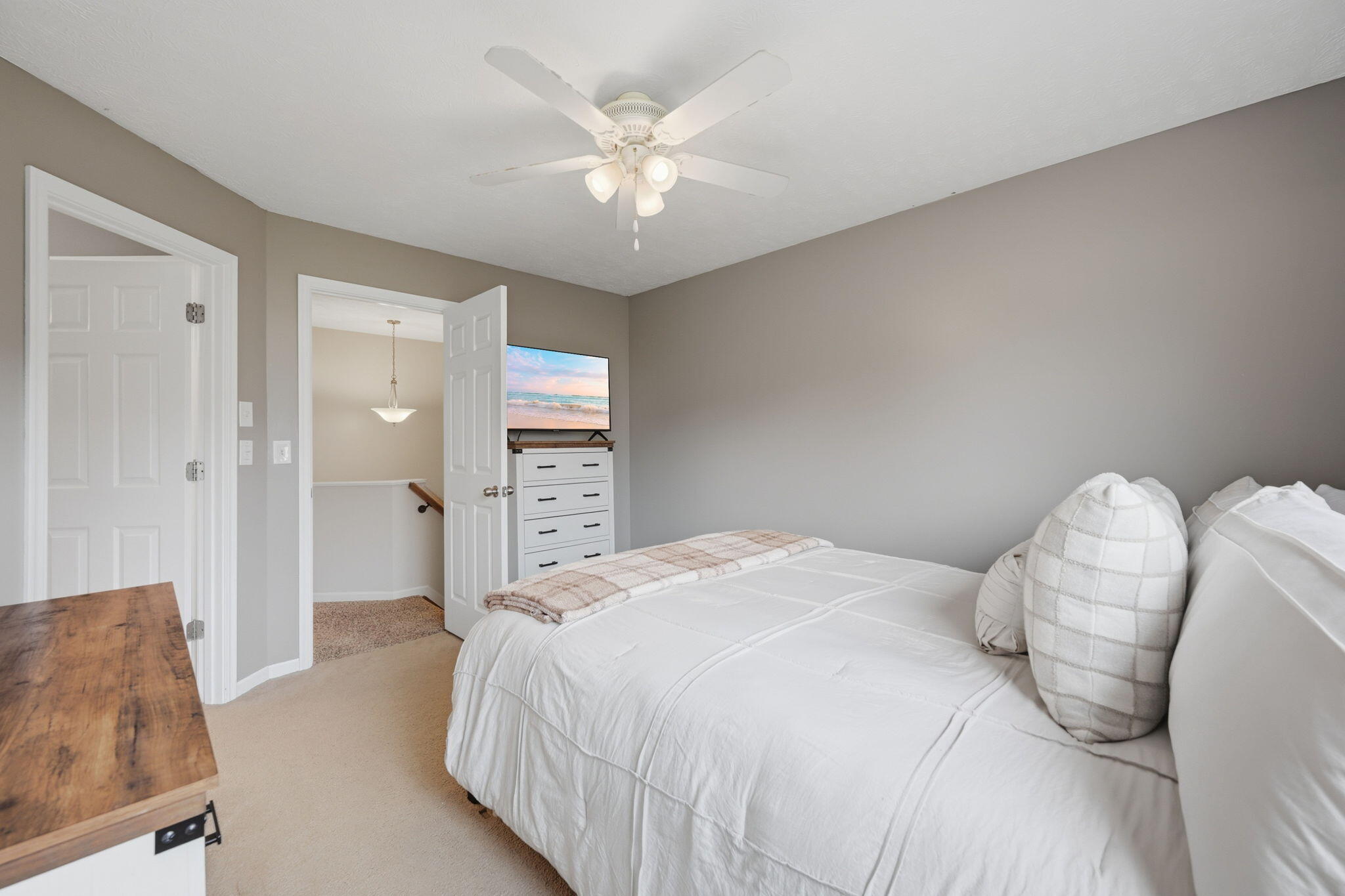 4 Springside Drive Property Photo 13