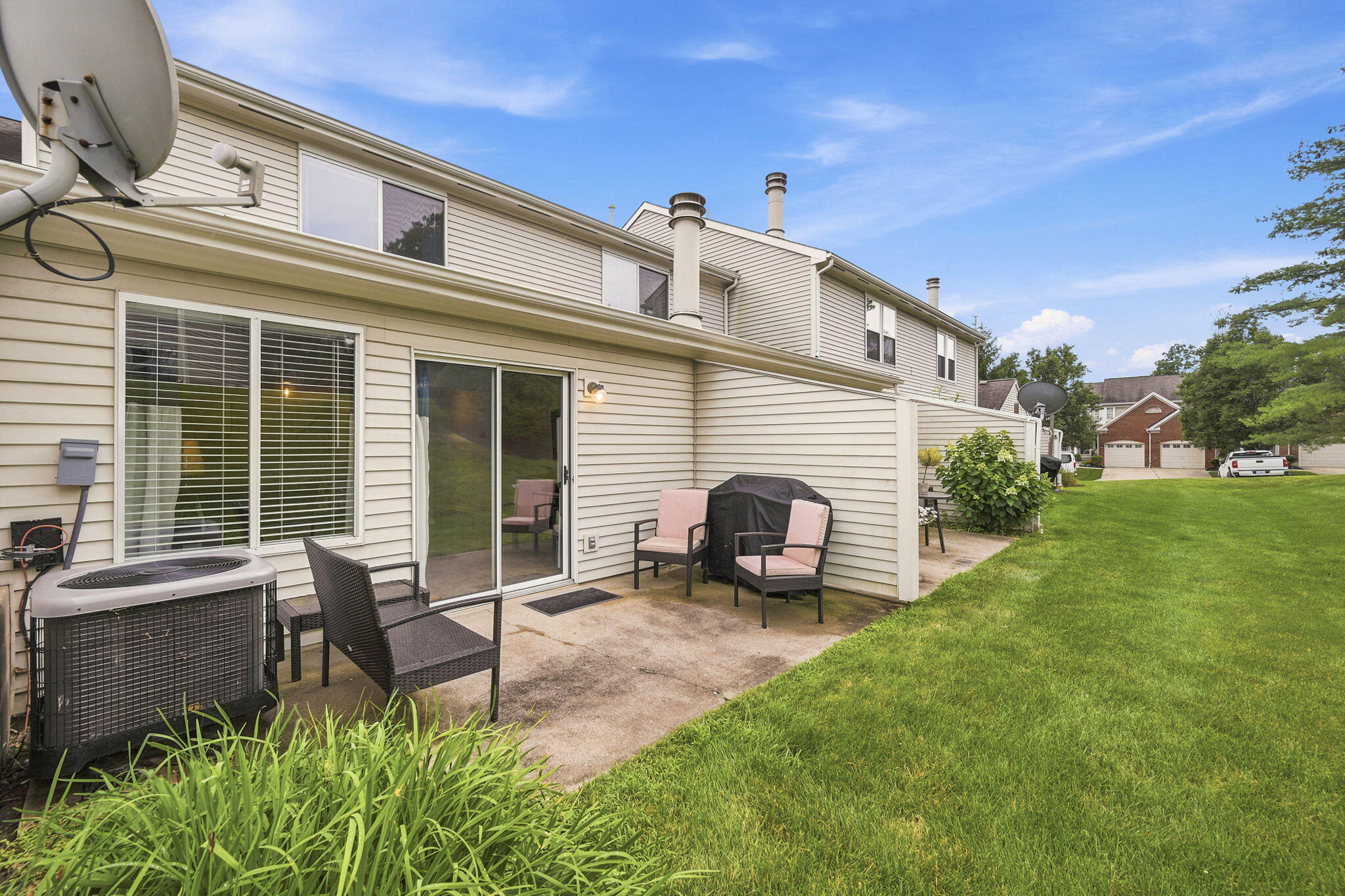 4 Springside Drive Property Photo 21