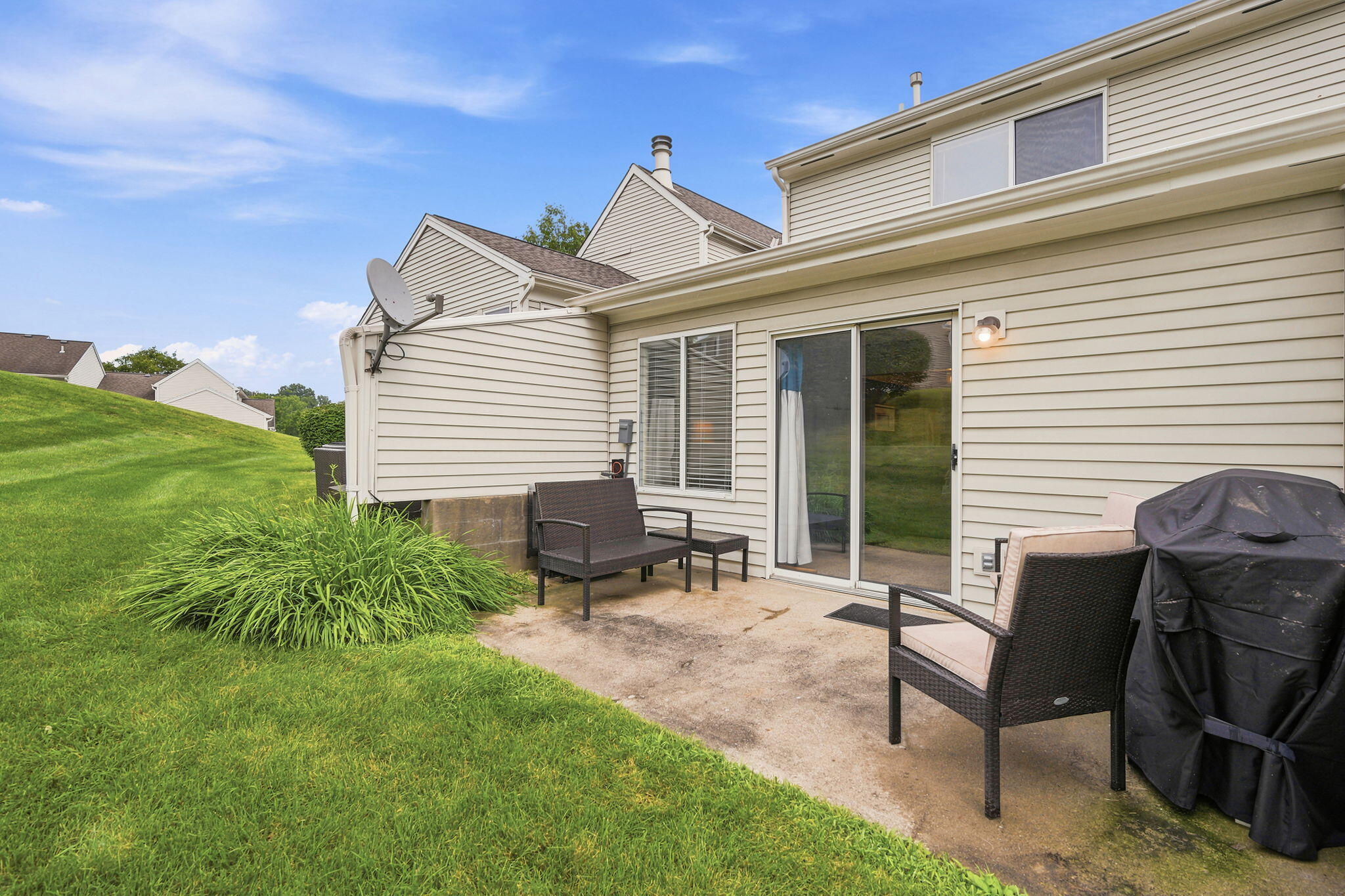 4 Springside Drive Property Photo 22