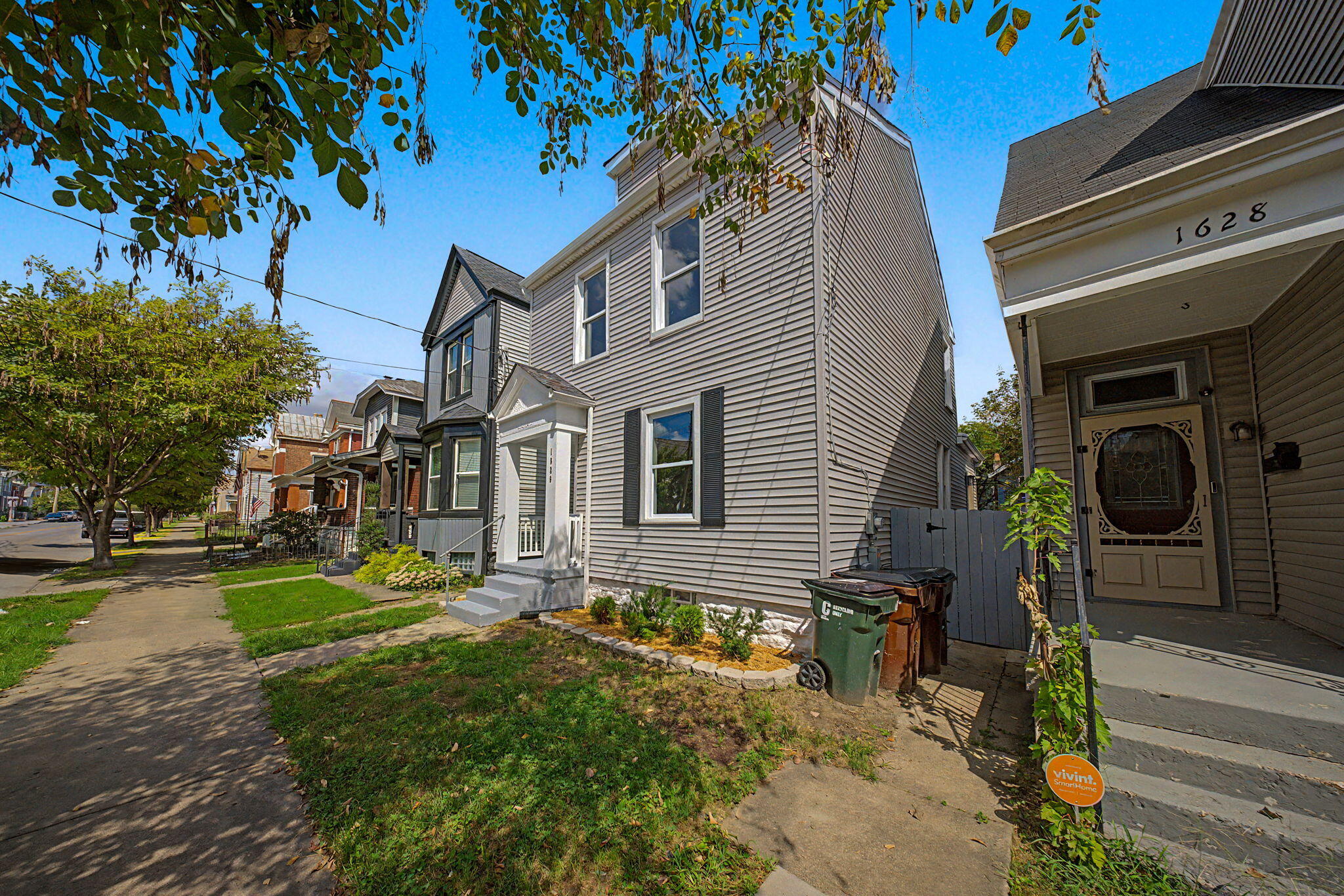 1626 Holman Avenue Property Photo 3