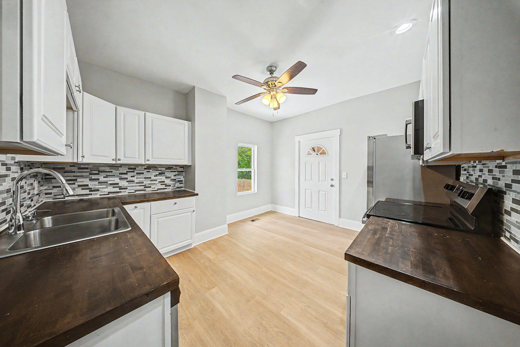 1626 Holman Avenue Property Photo 8