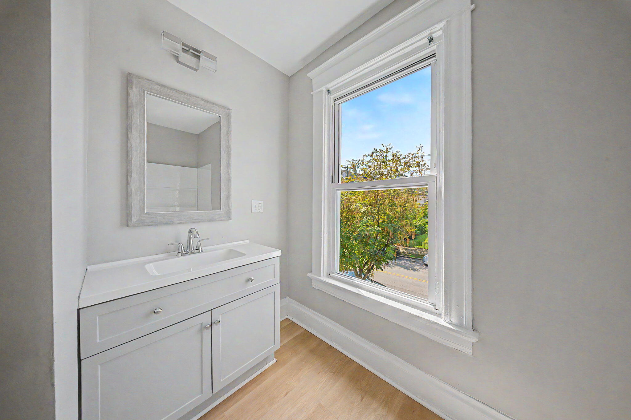1626 Holman Avenue Property Photo 19