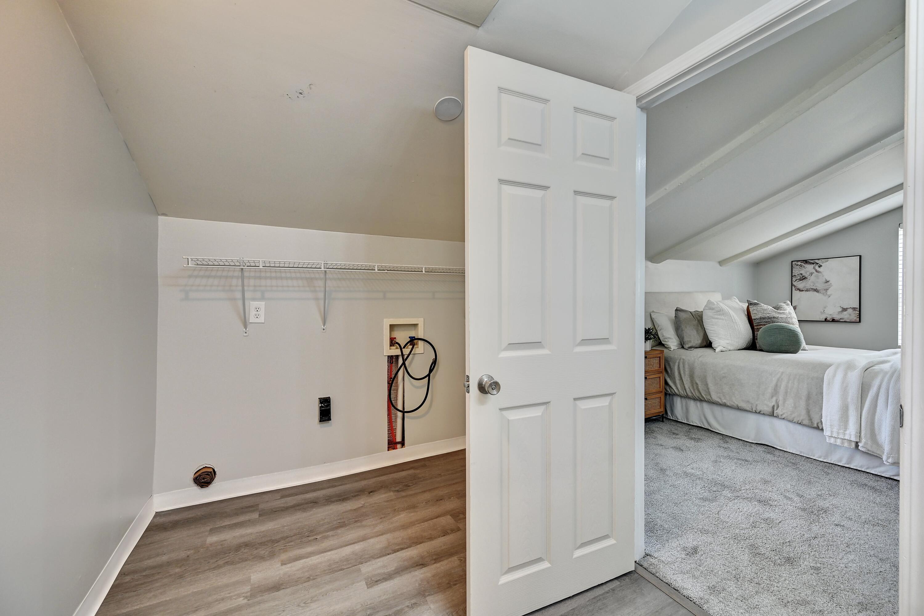 329 Berry Avenue Property Photo 15
