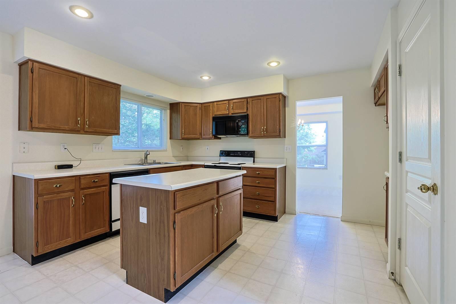 10899 War Admiral Drive Property Photo 11