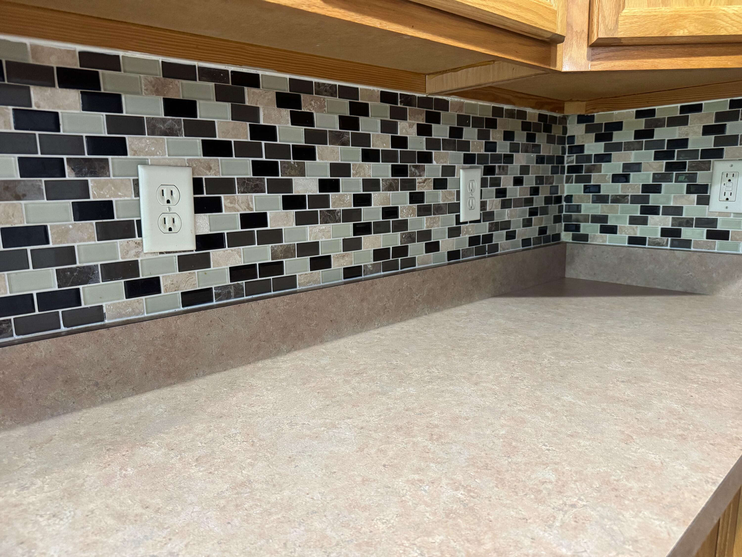 2255 Rolling Hills Drive Property Photo 12