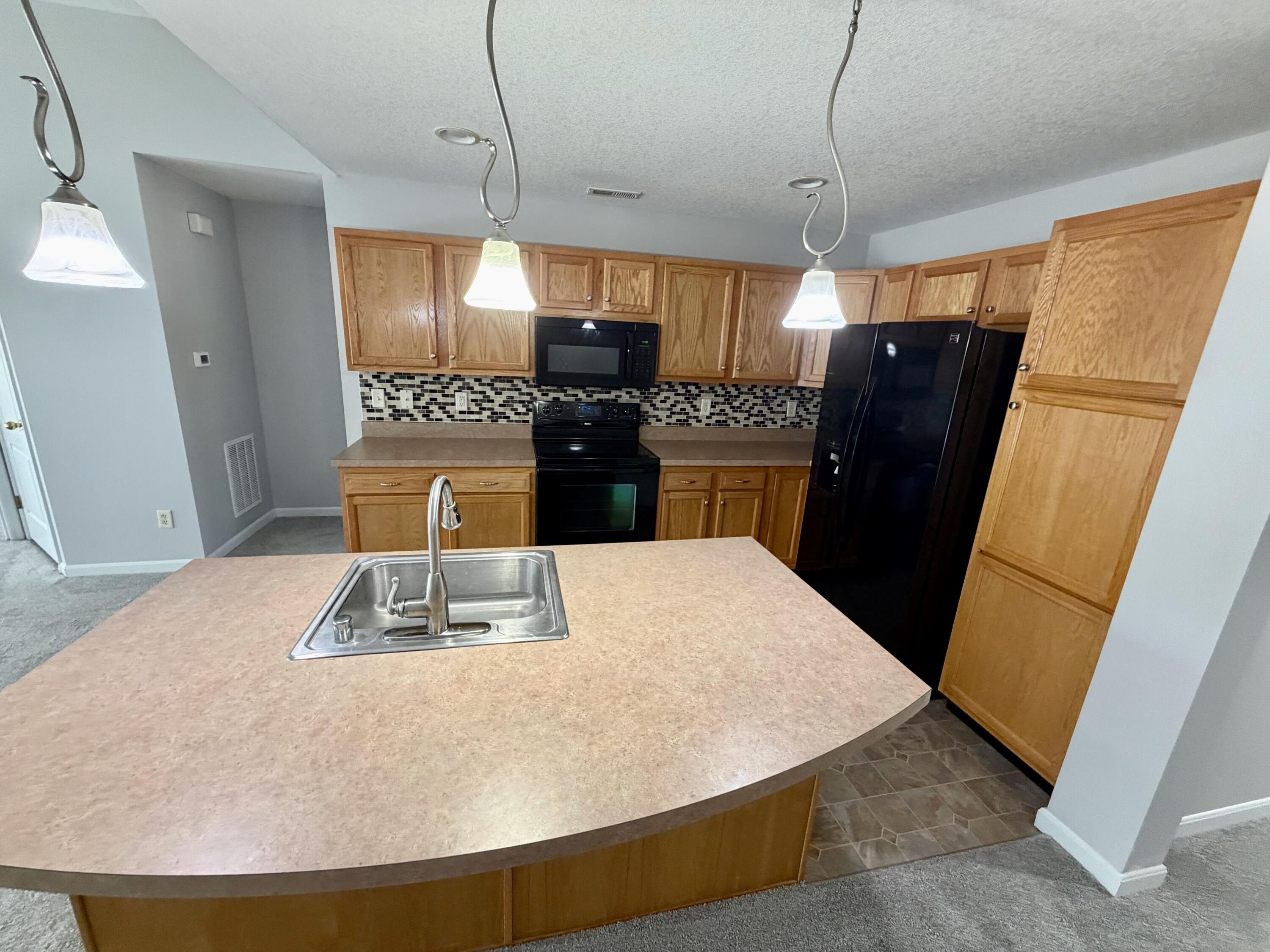 2255 Rolling Hills Drive Property Photo 13