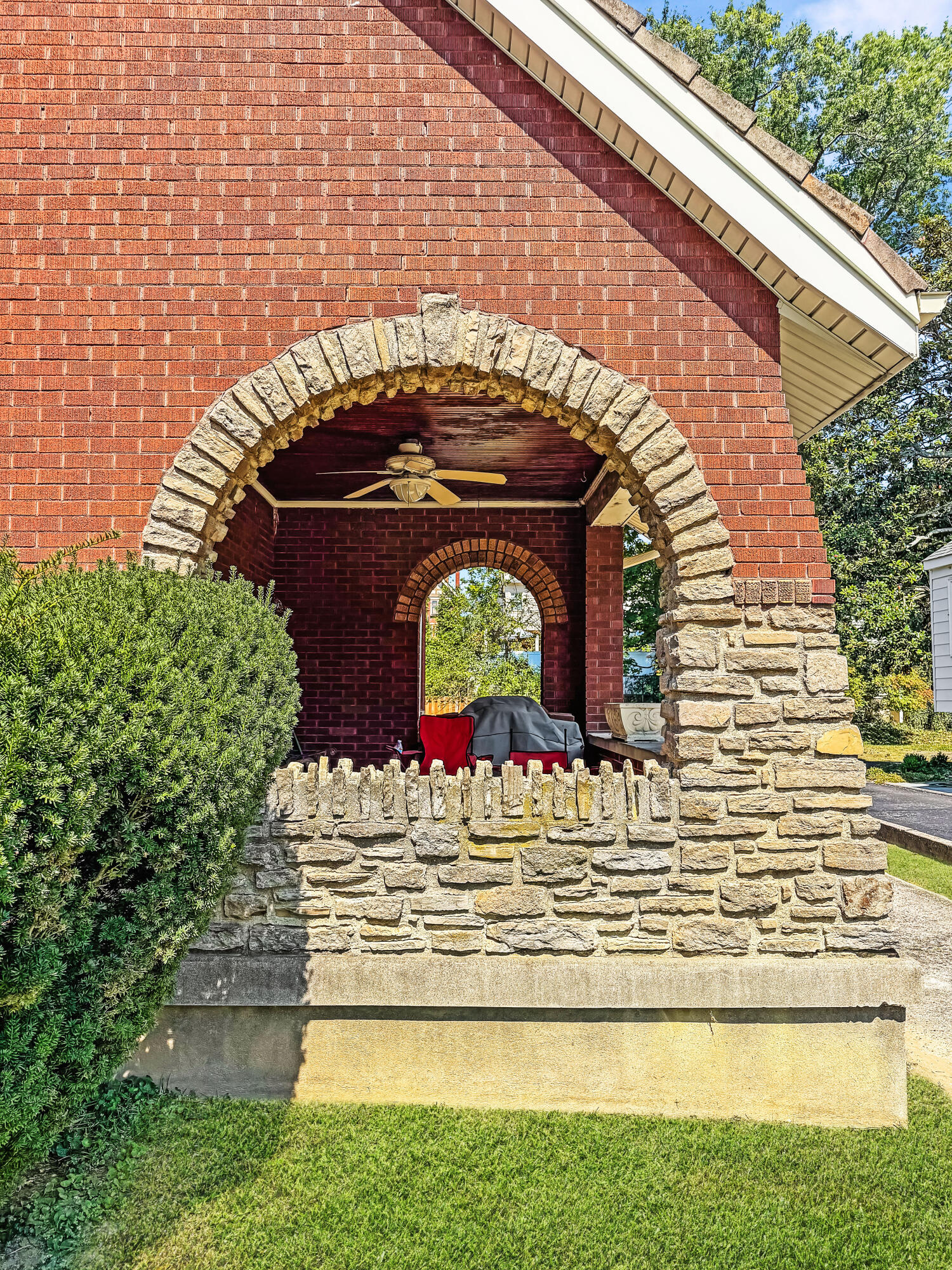 23 Klainecrest Avenue Property Photo 6