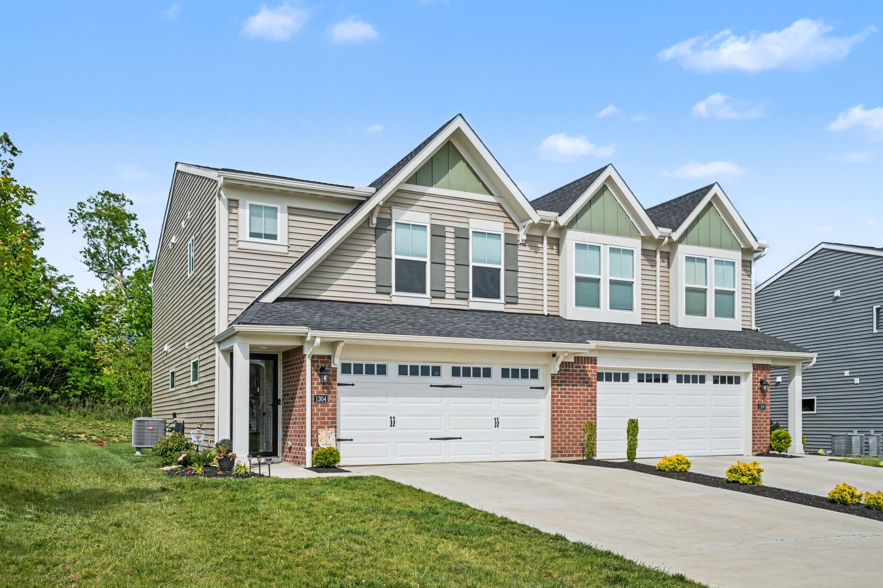 1304 Parkside Drive Property Photo 1