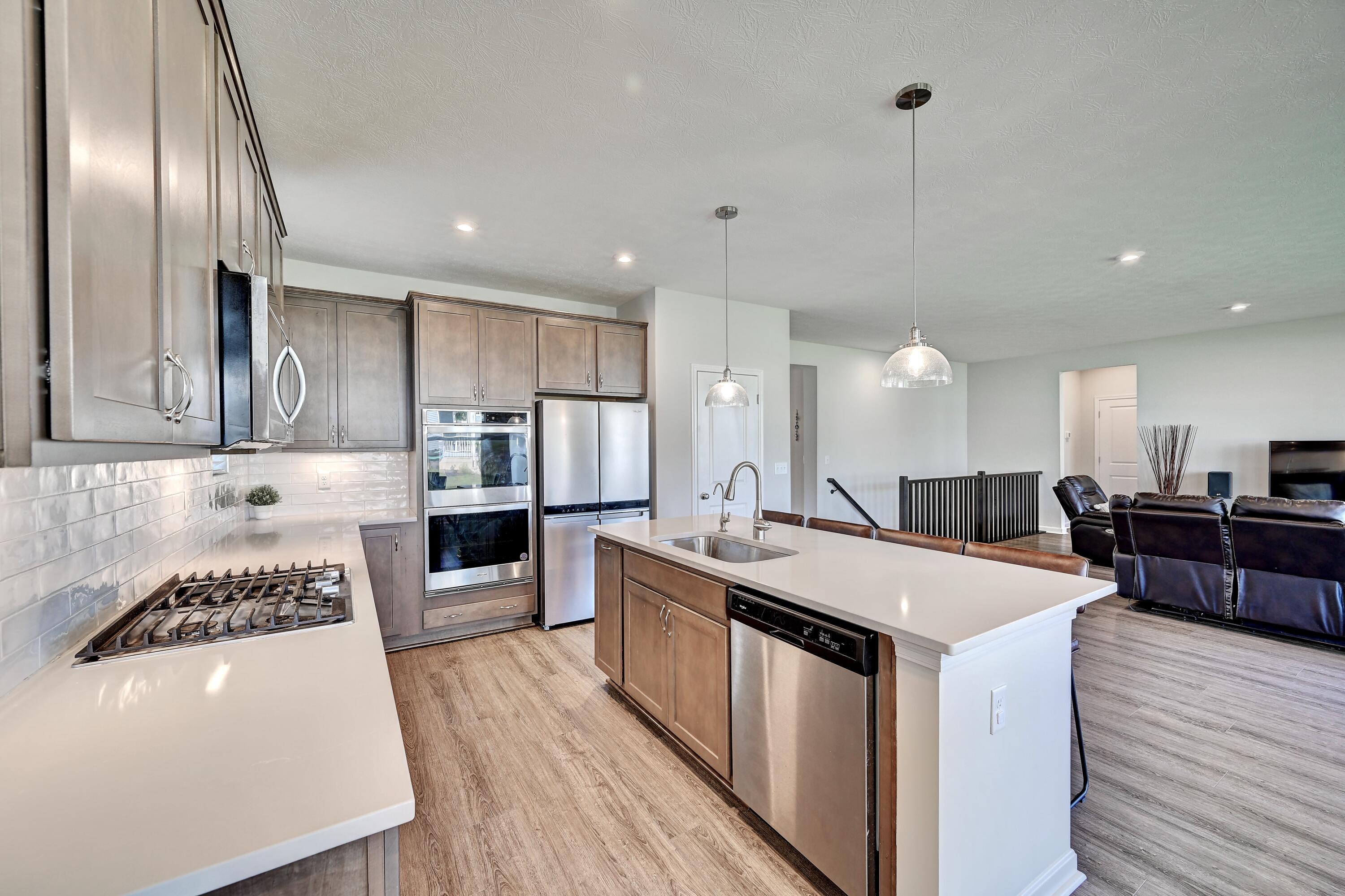 6660 Gordon Boulevard Property Photo 7