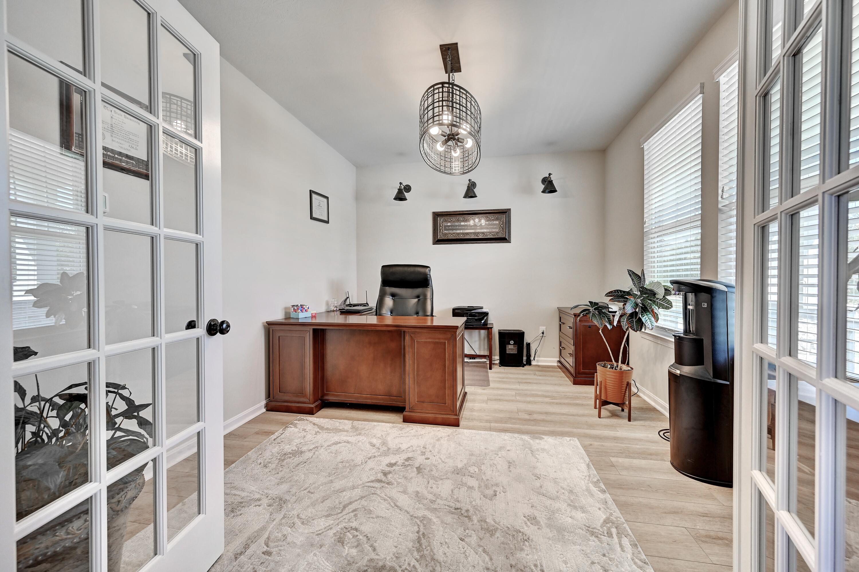 10081 Barronne Street Property Photo 14