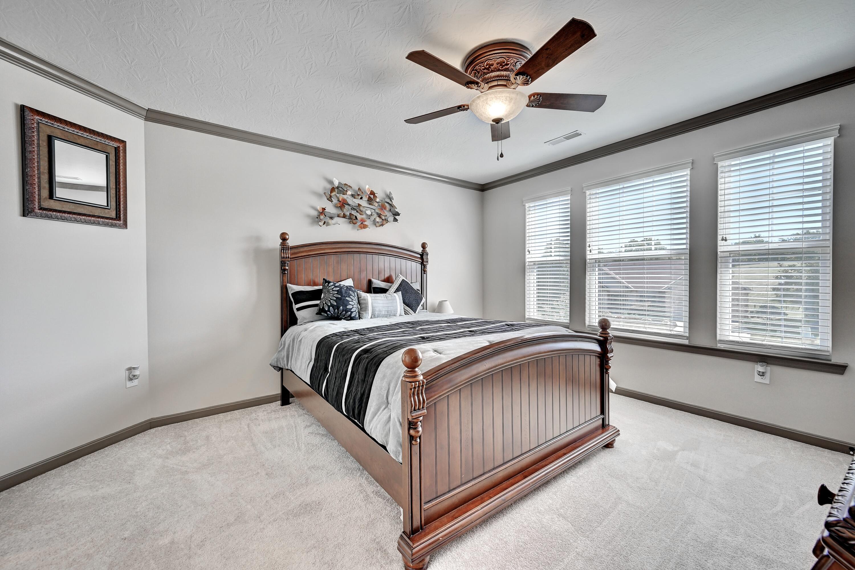 10081 Barronne Street Property Photo 19