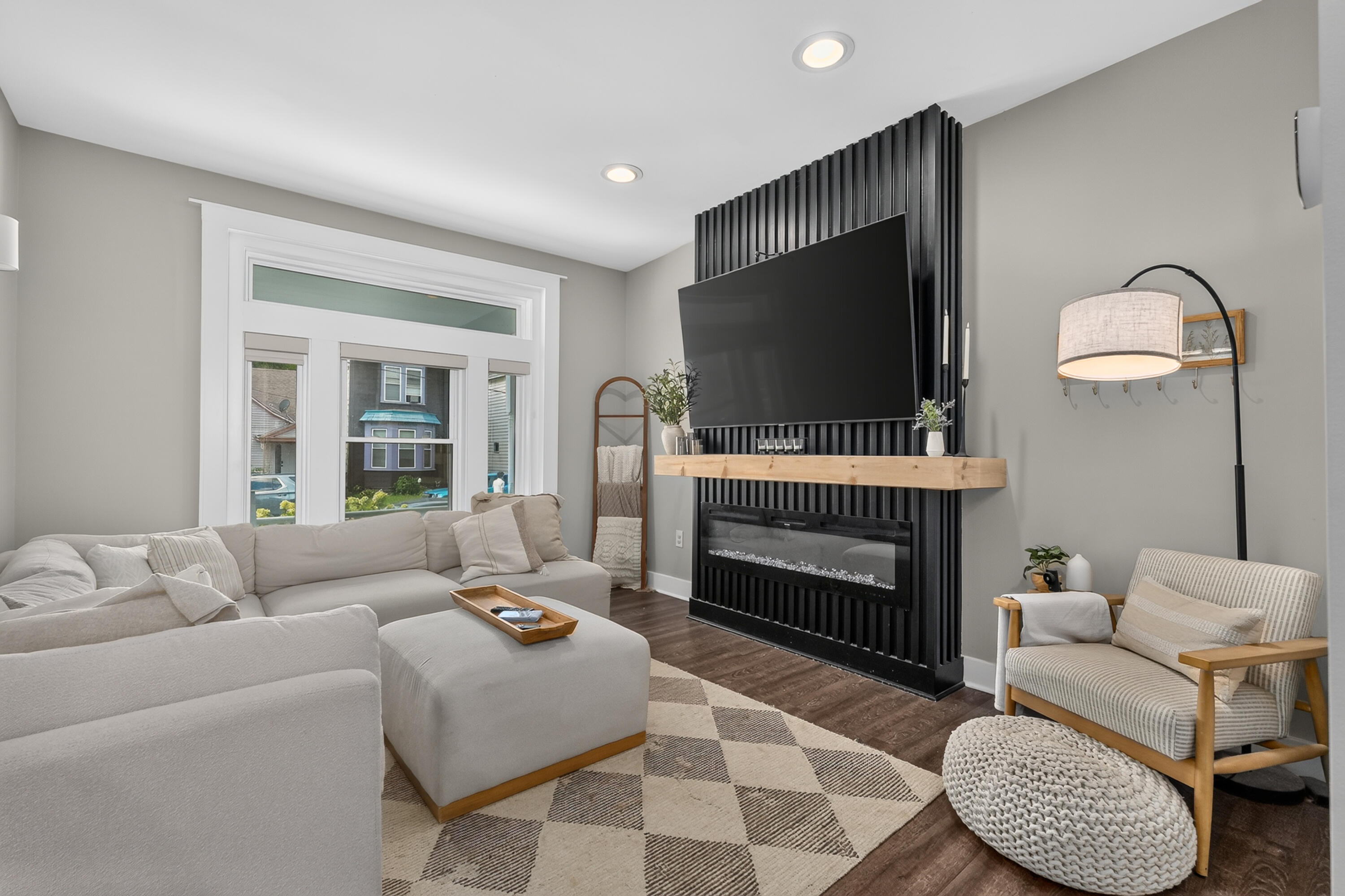 1826 Scott Boulevard Property Photo 3