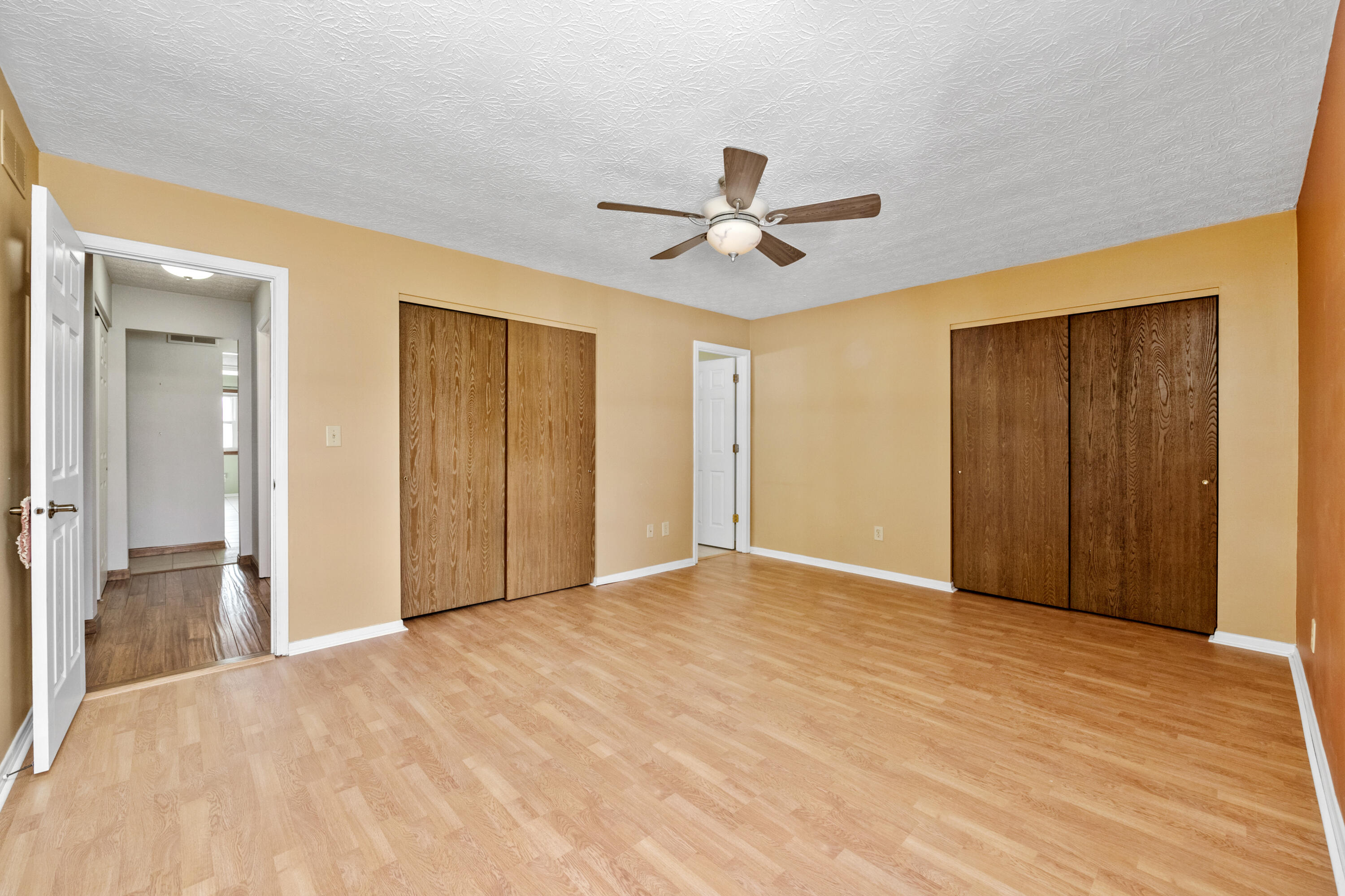 1129 Cayton Road Property Photo 12