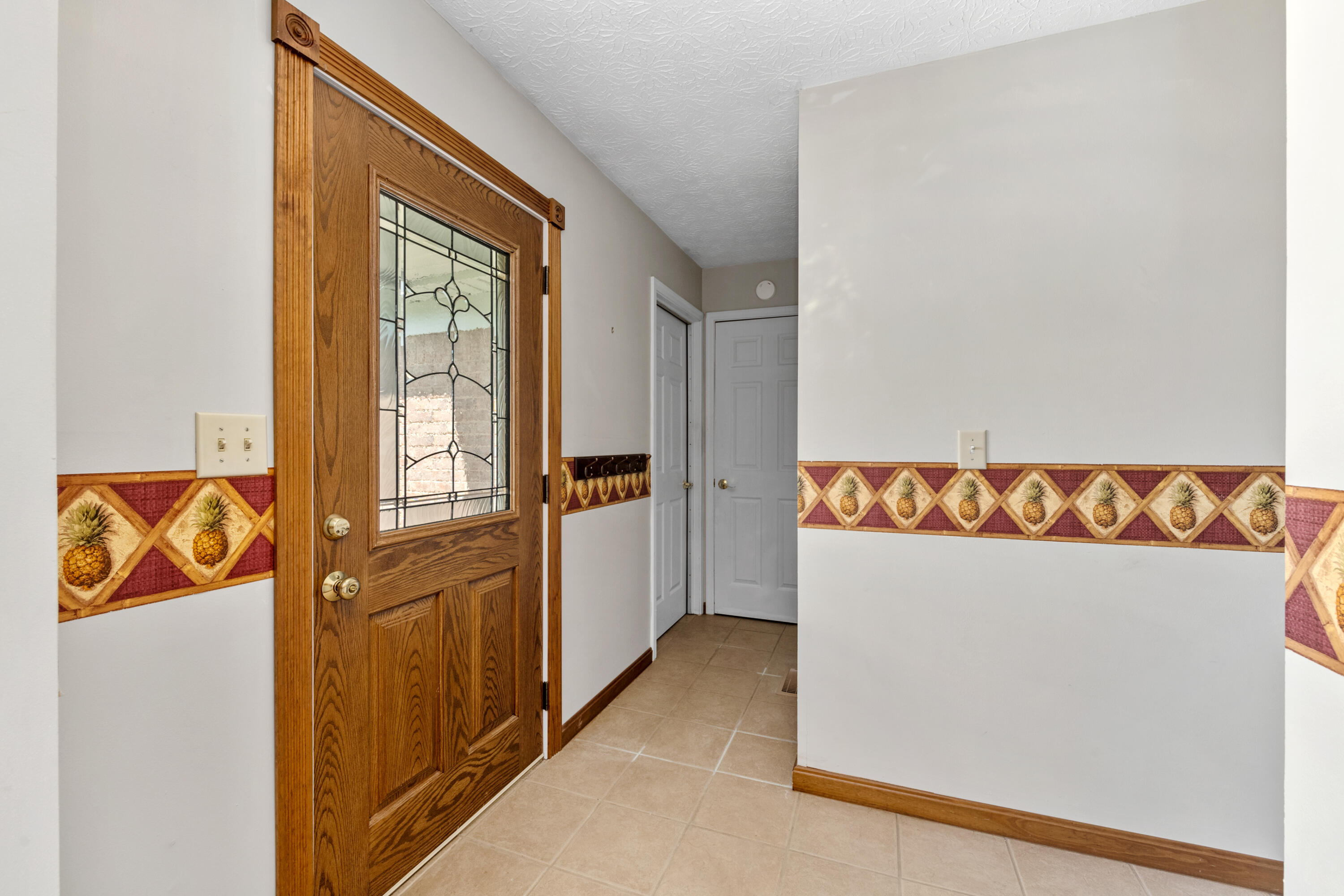 1129 Cayton Road Property Photo 14