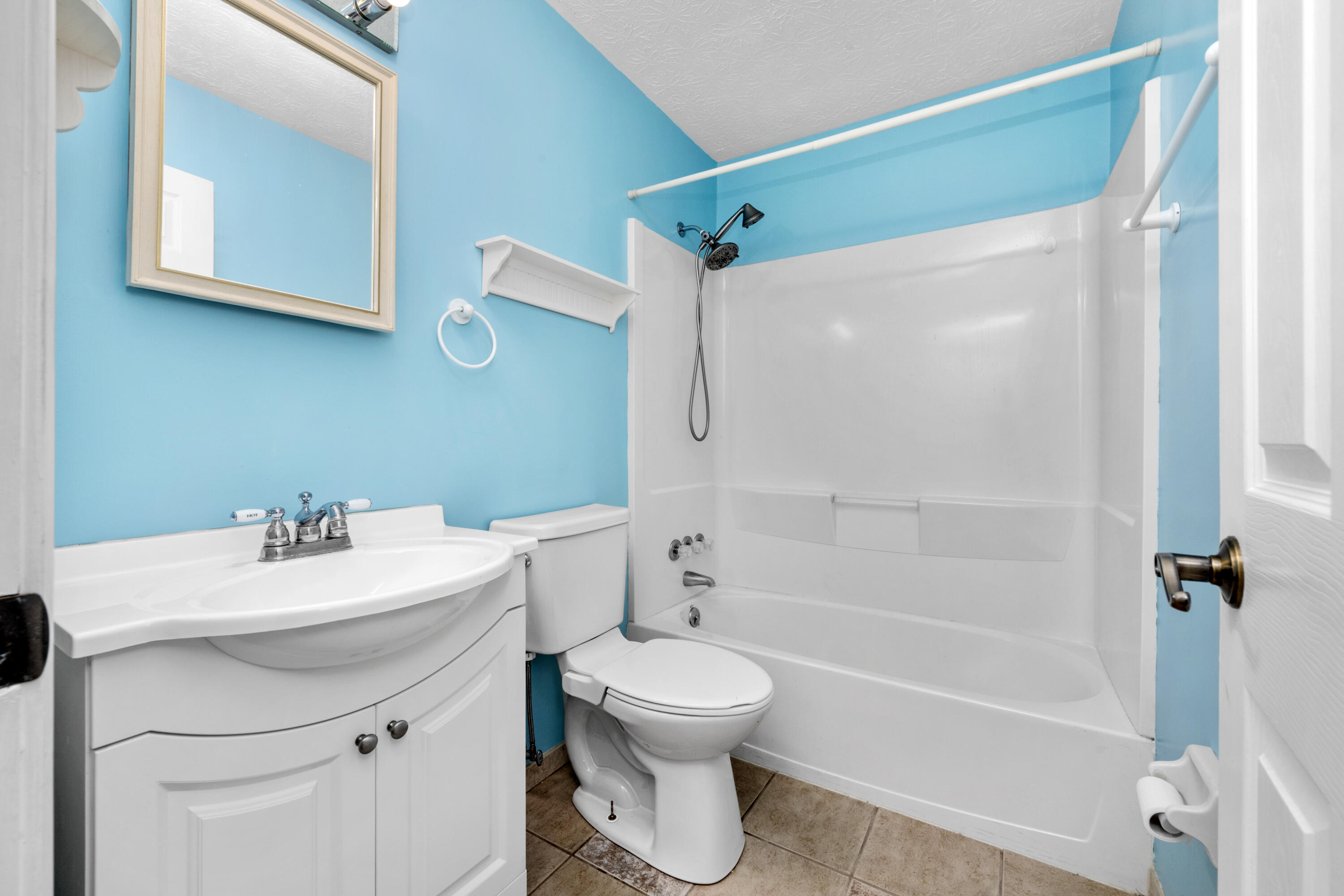 1129 Cayton Road Property Photo 19