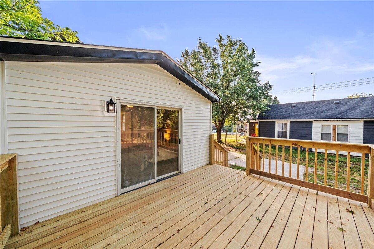 40 Eastern Avenue Property Photo 21