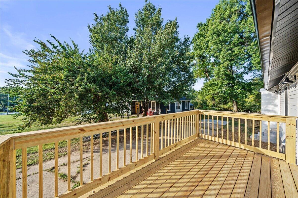 40 Eastern Avenue Property Photo 22