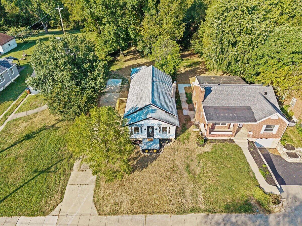 40 Eastern Avenue Property Photo 24
