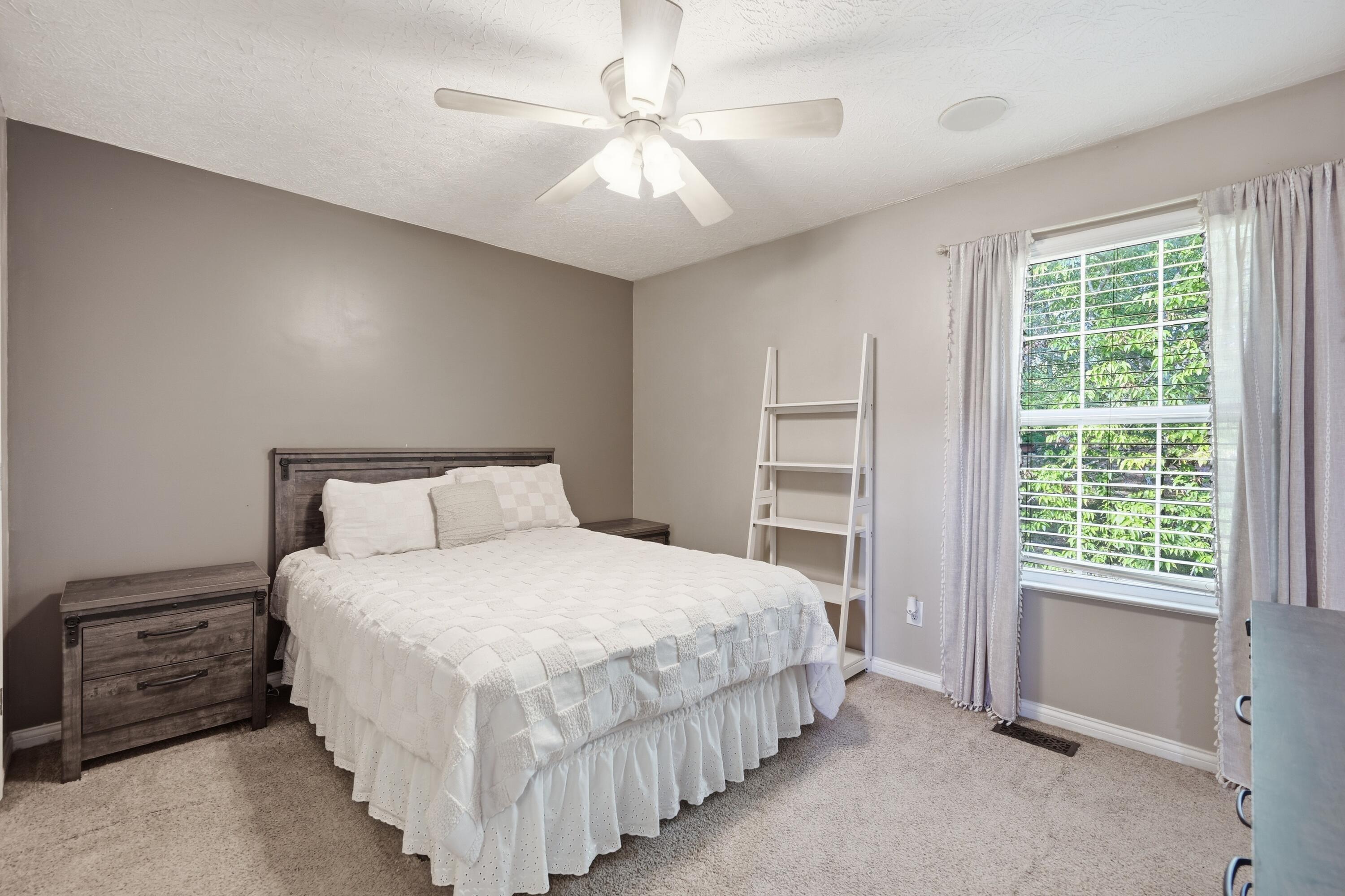 452 Eagle Creek Drive Property Photo 13