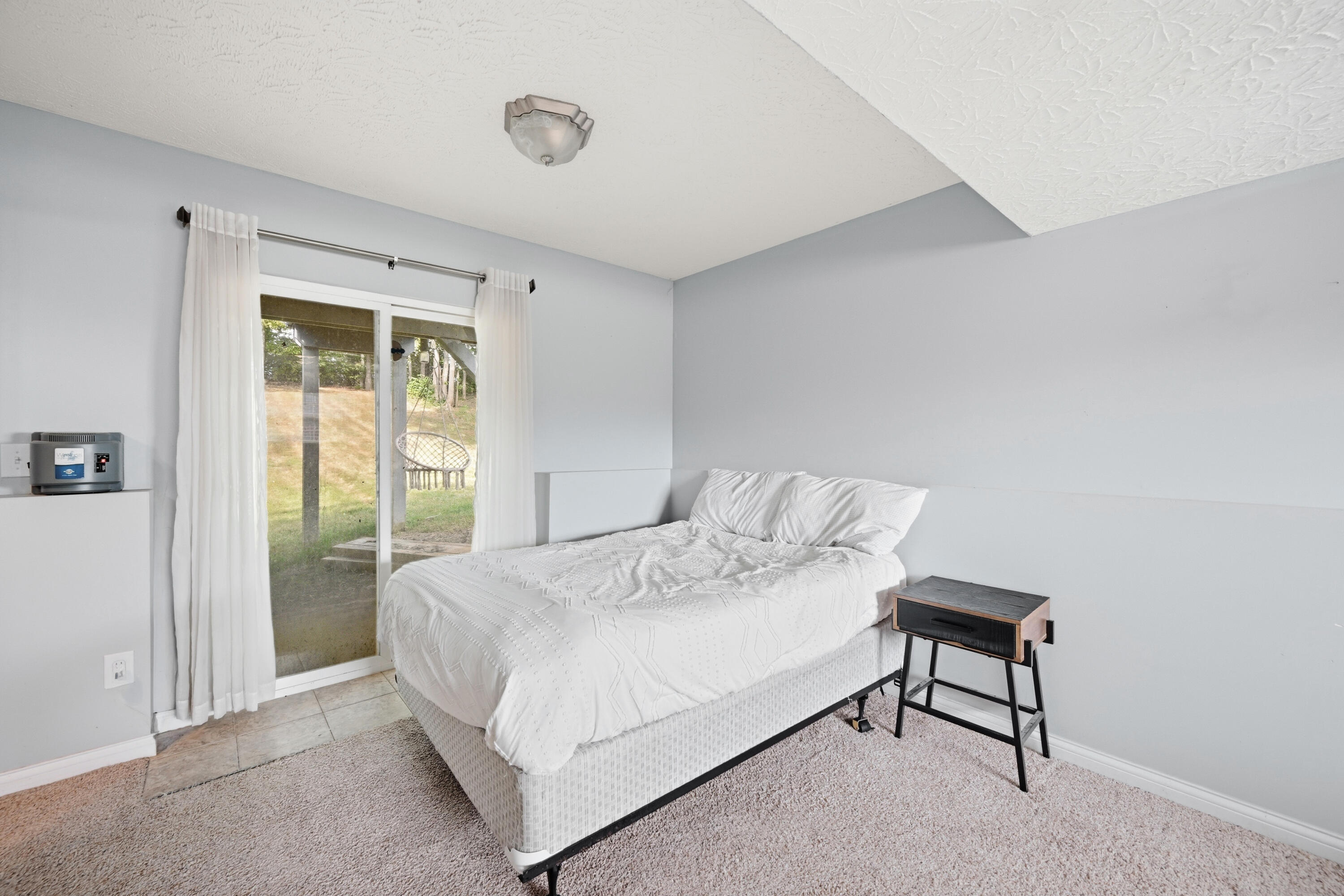452 Eagle Creek Drive Property Photo 25