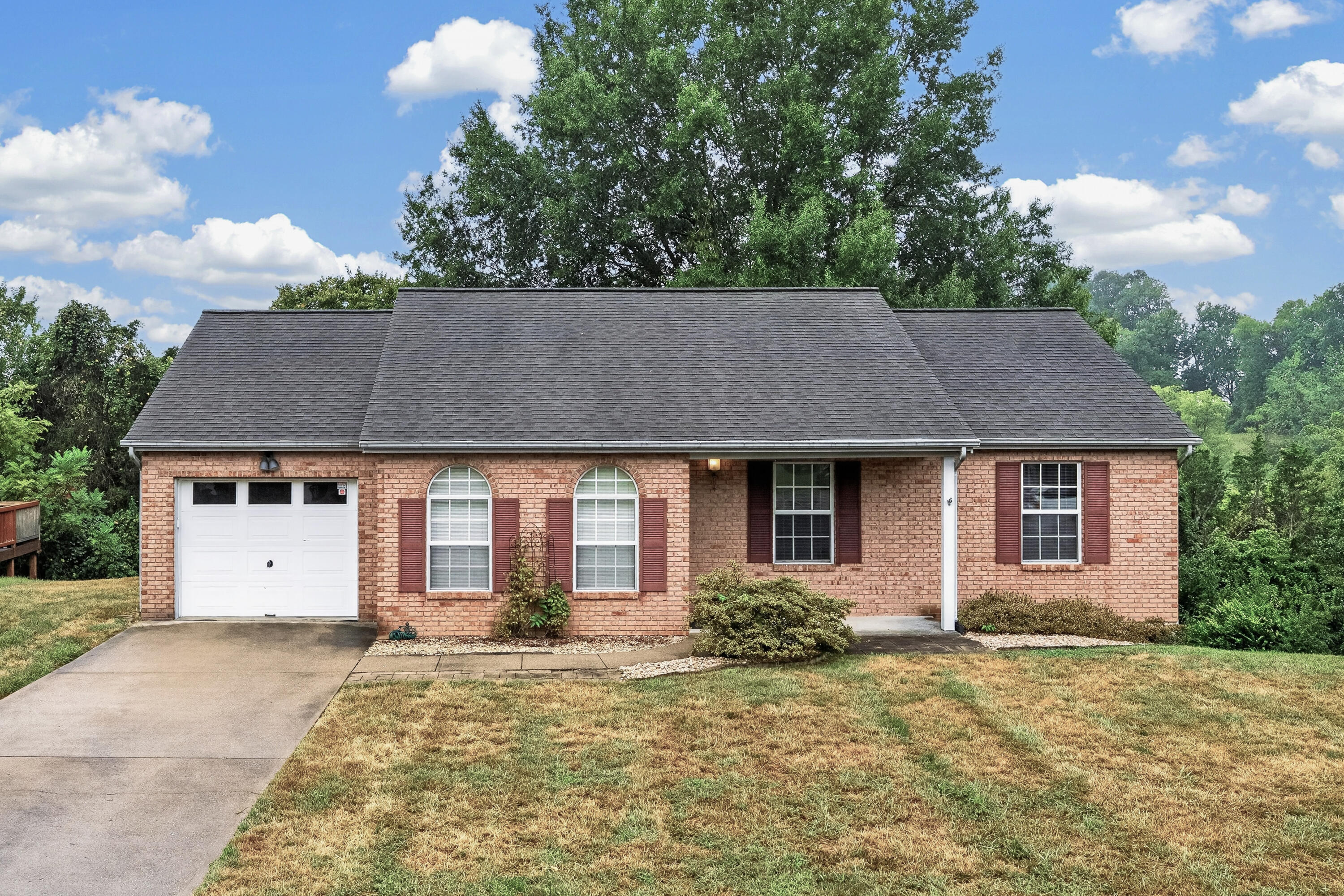 51 Paul Lane Property Photo 1