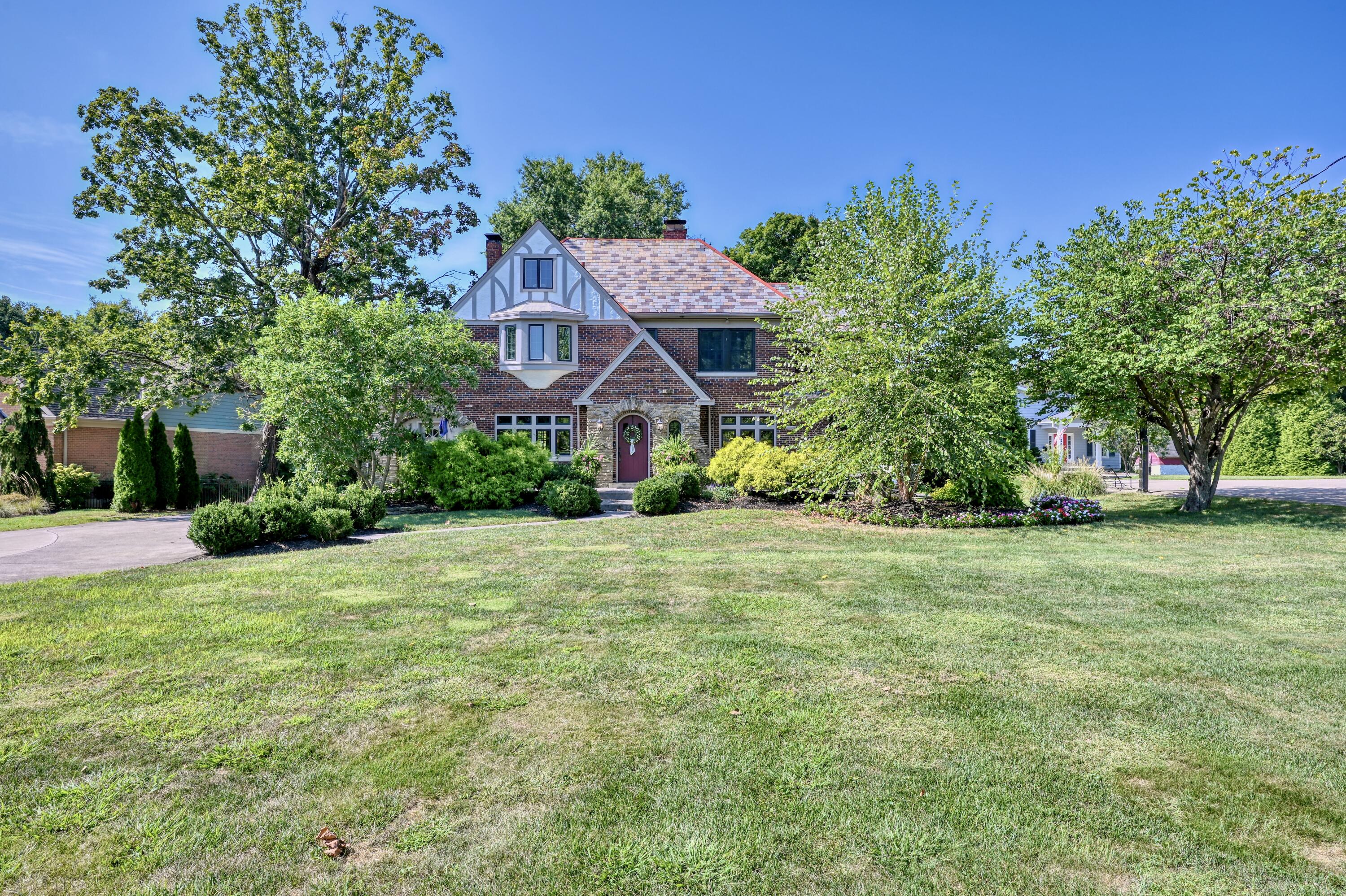 23 Beechwood Road Property Photo