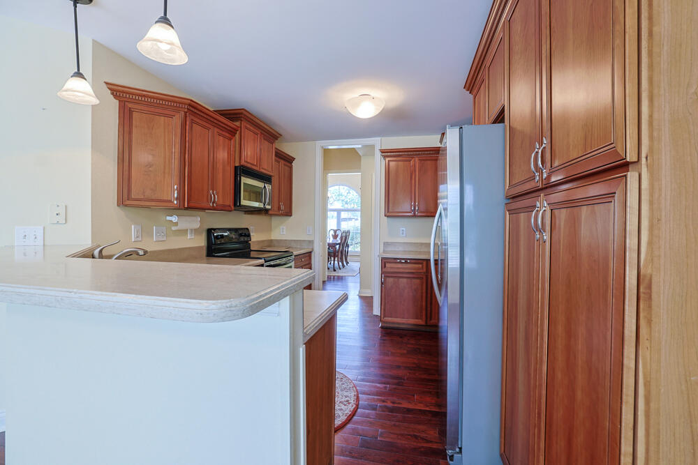 28 N Dilcrest Circle Property Photo 13