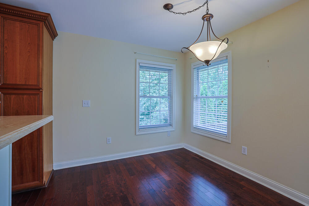28 N Dilcrest Circle Property Photo 18