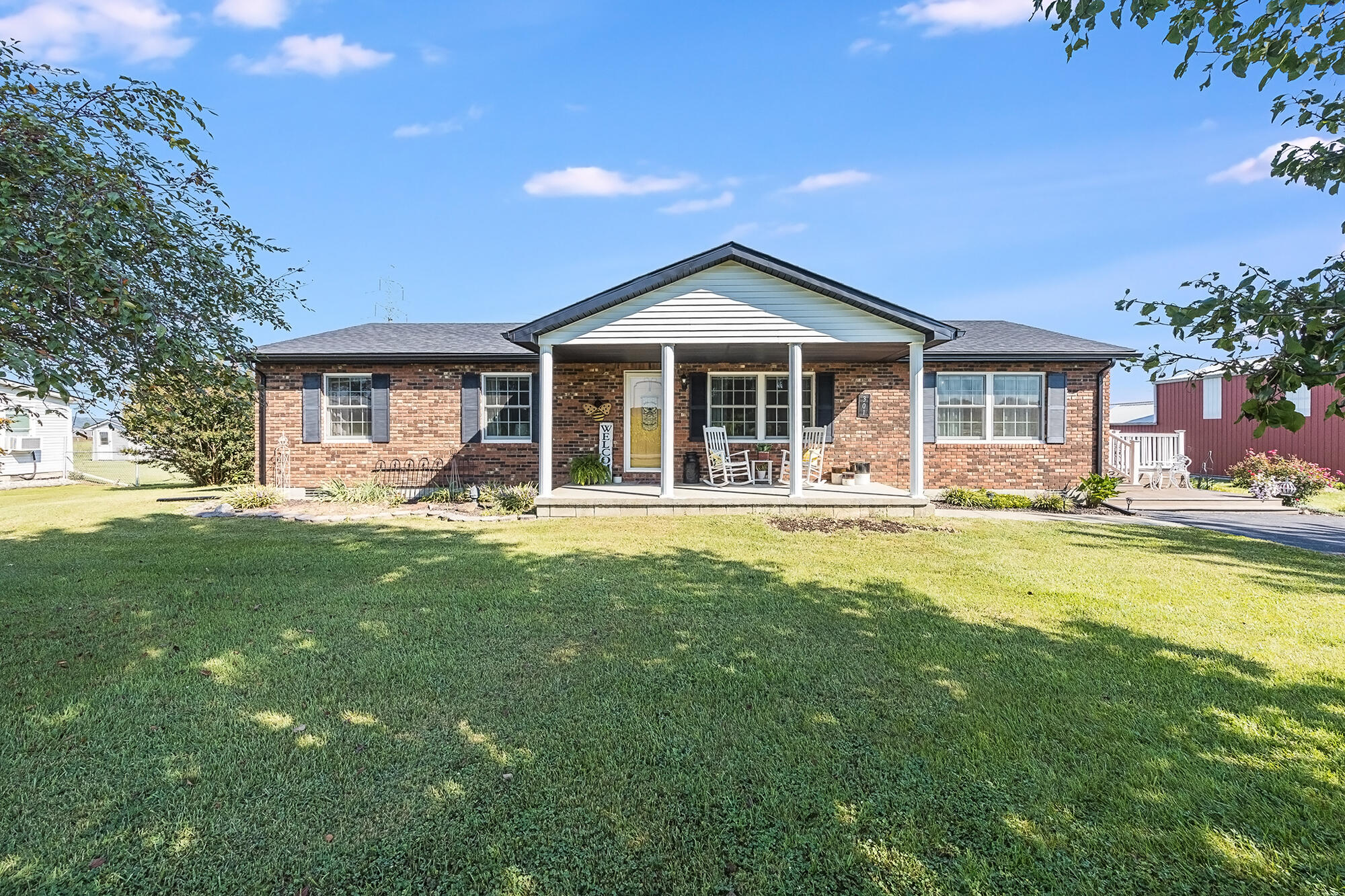 301 Greens Bottom Road Property Photo 1