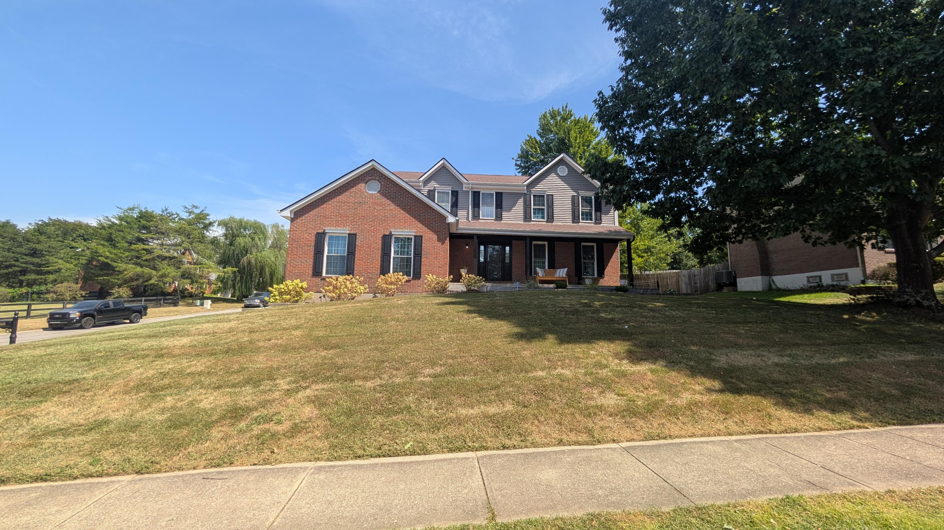 10530 Cheshire Ridge Drive Property Photo 1