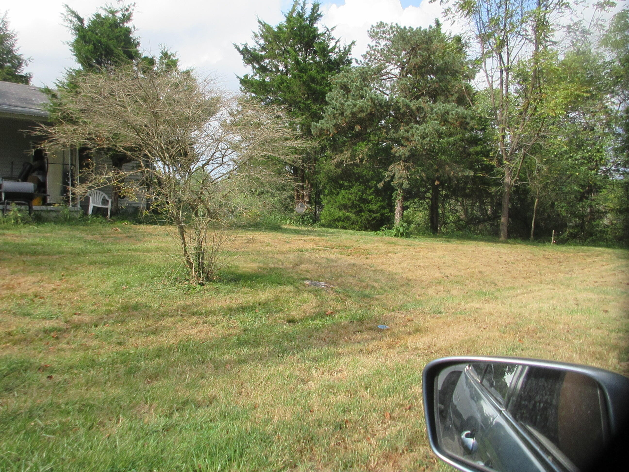 196 Shaw Avenue Property Photo 16