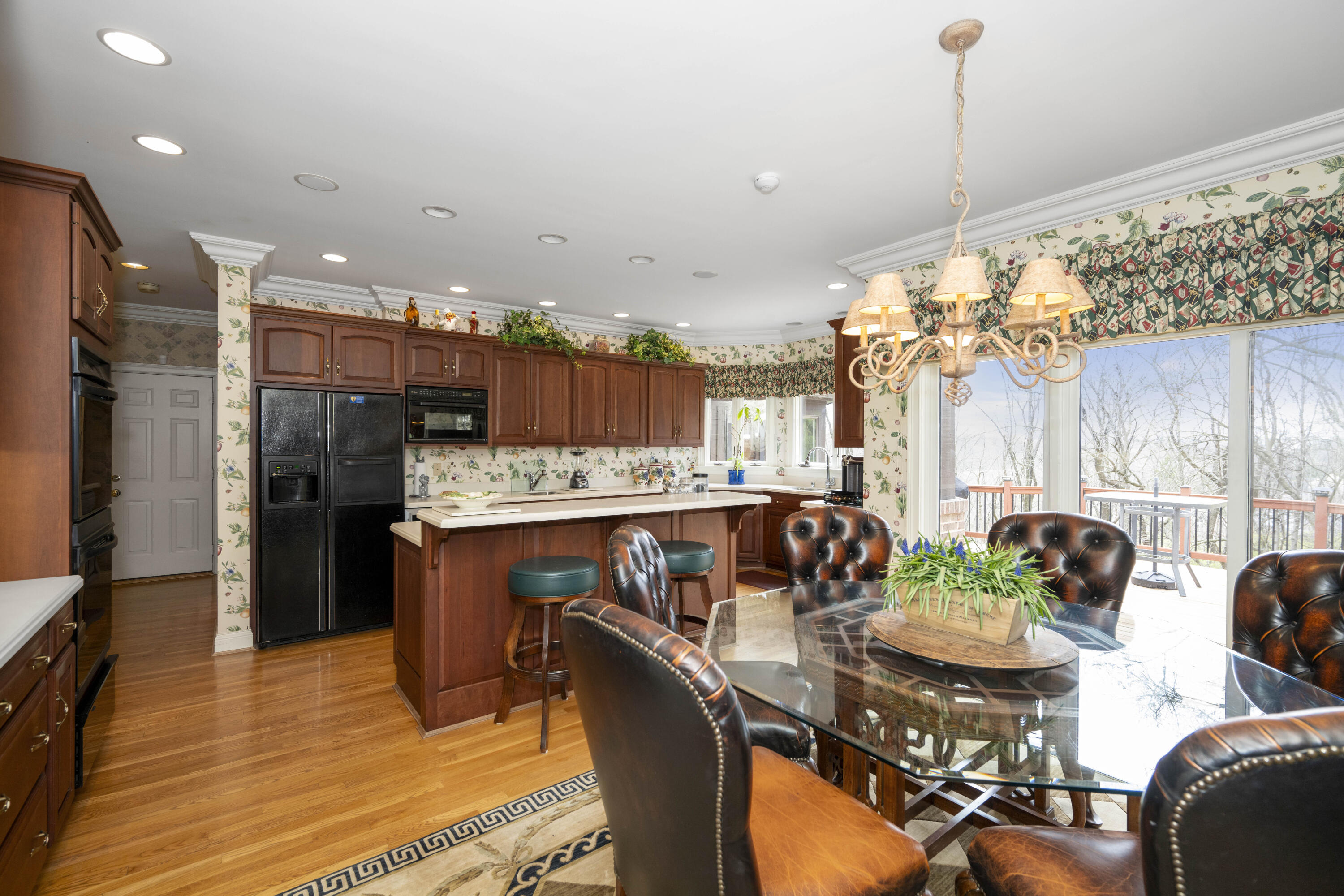 2041 Edenderry Drive Property Photo 12