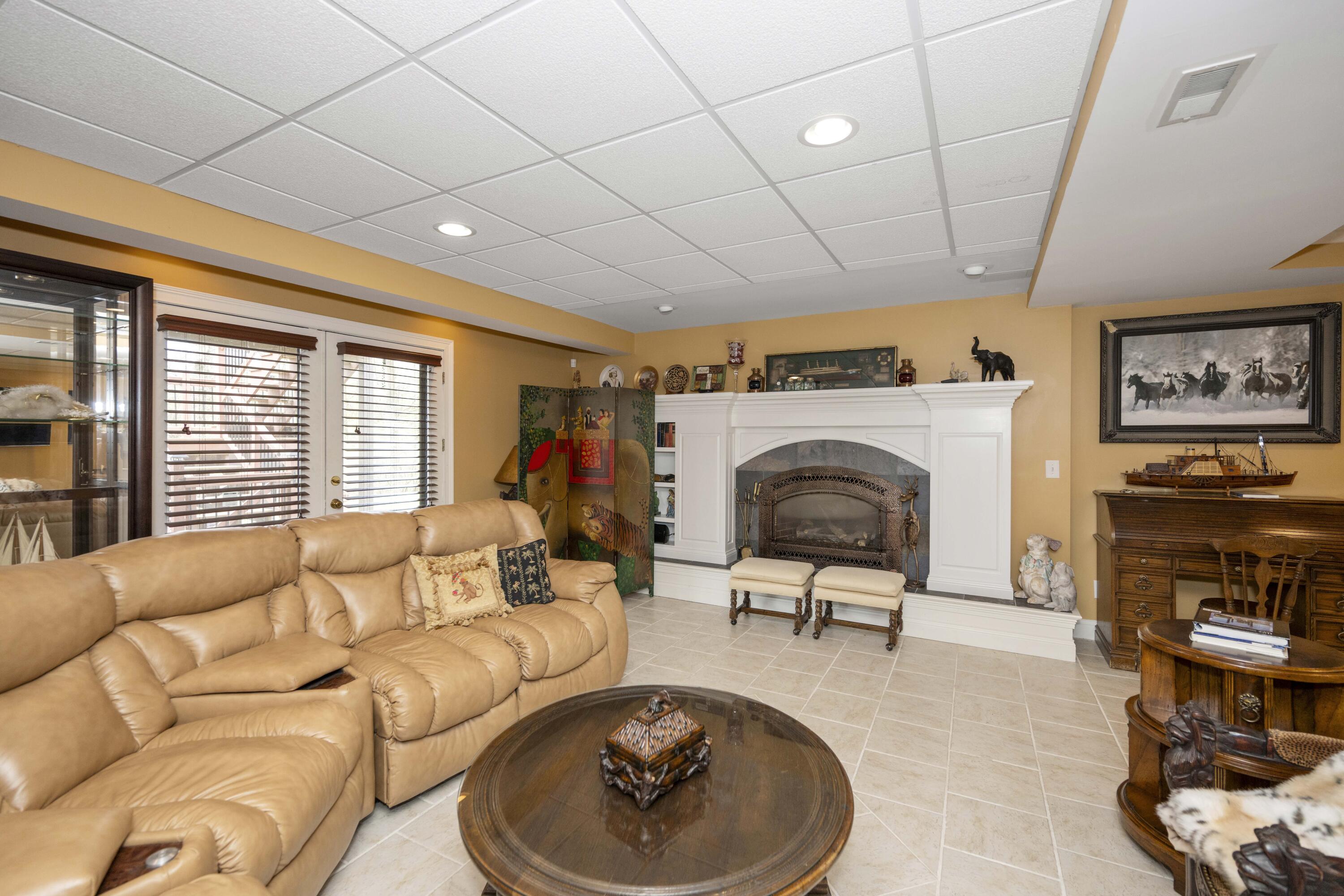 2041 Edenderry Drive Property Photo 25